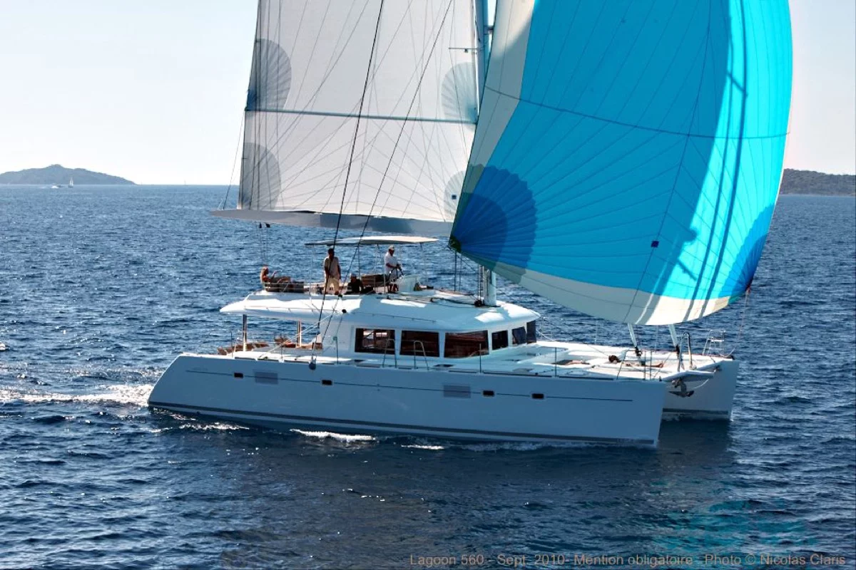 Lagoon 560 (Adeia II)  - 9