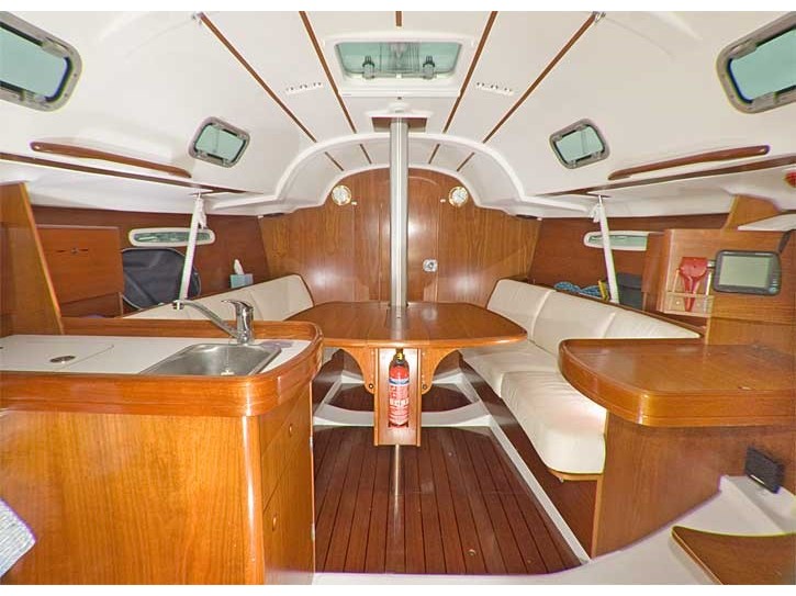 Photo #4 - Beneteau First 31.7 (Finisterrae) en Marsala - 17774