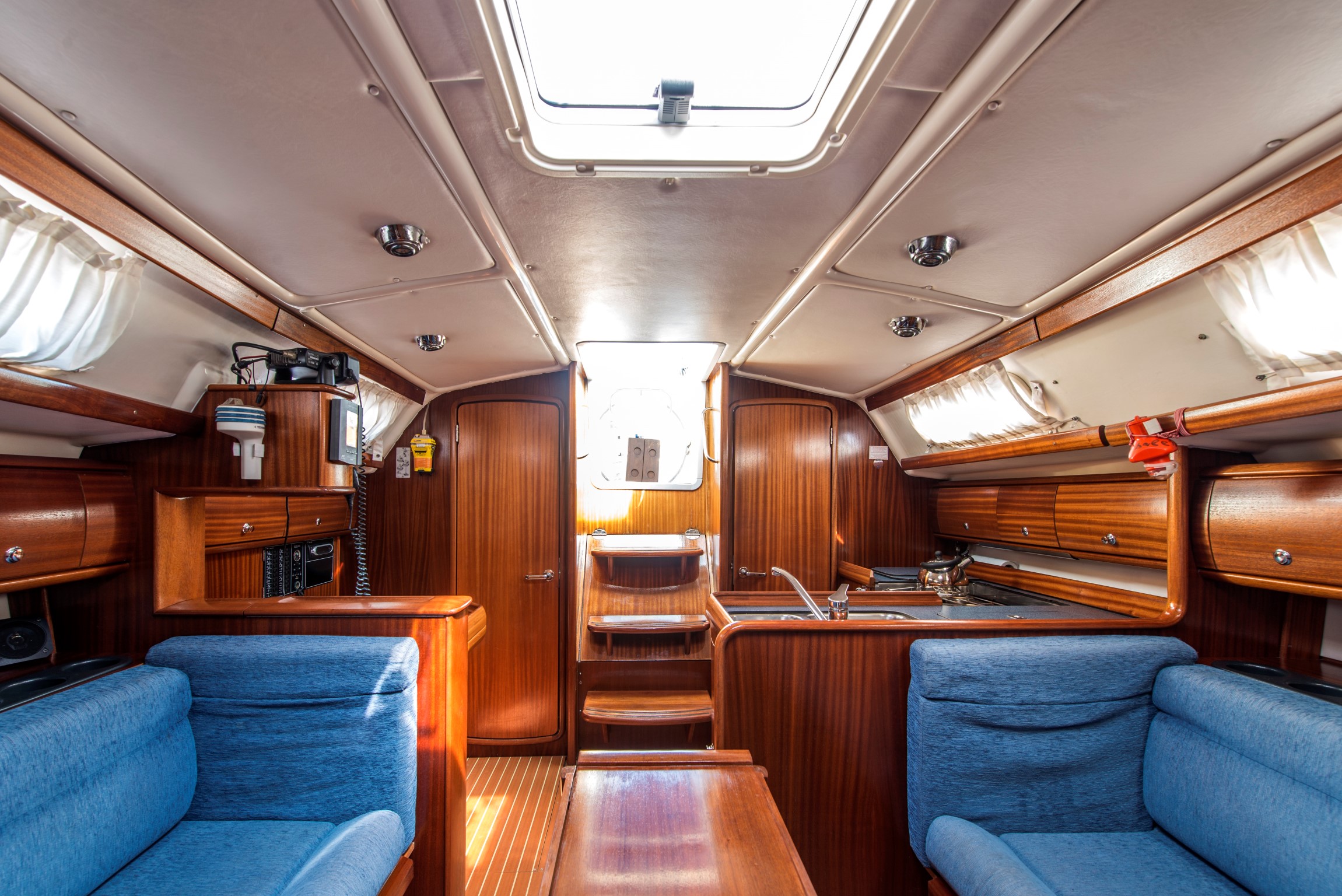 Photo #7 - Bavaria 36 (Arcobaleno) en Ladochori - 17479