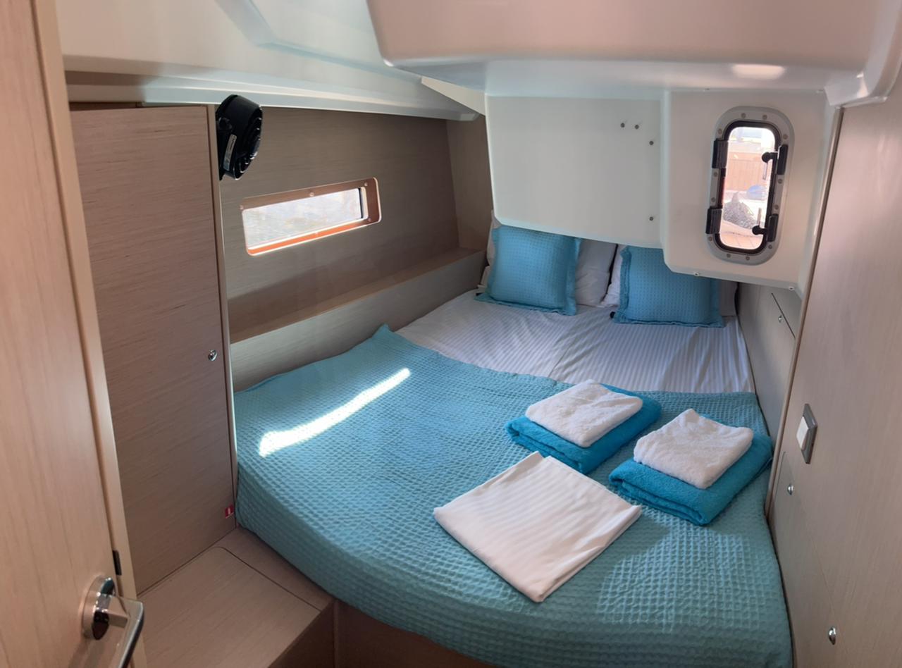 Photo #6 - Oceanis 40.1 (Saiph (Electric Heads, Inverter)) in Athen - 12617