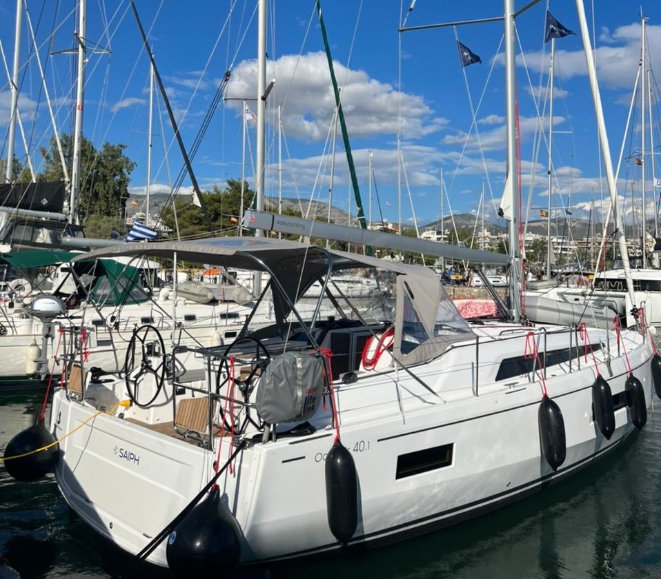 Photo #3 - Oceanis 40.1 (Saiph (Electric Heads, Inverter)) in Athen - 12617