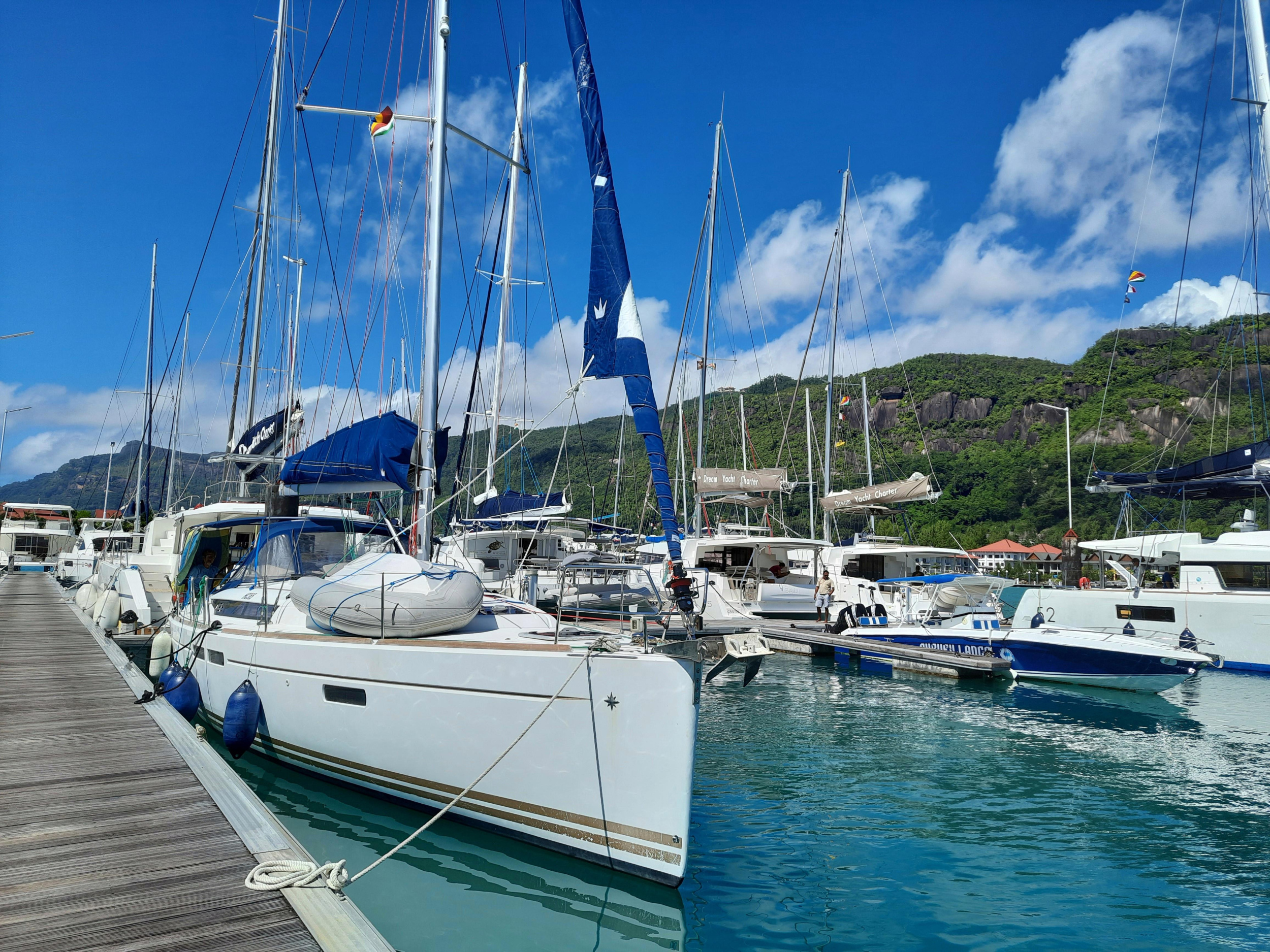 Photo #49 - Sun Odyssey 469 (Tintabella) in Athen - 17504
