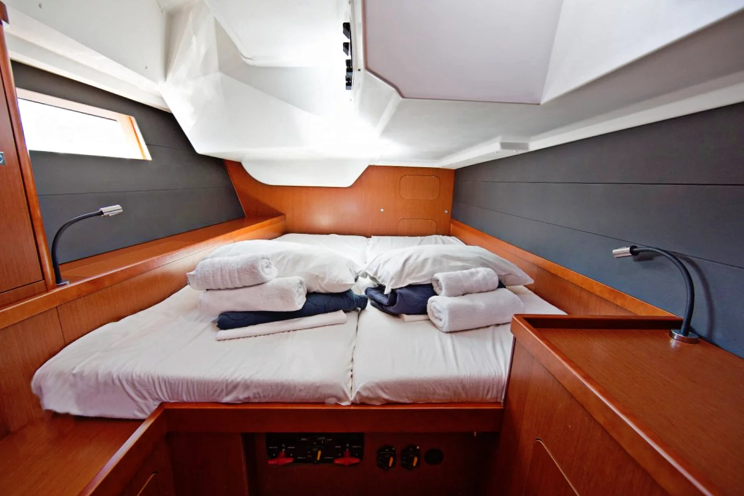 Beneteau Oceanis 48 (JACKPOT)  - 26