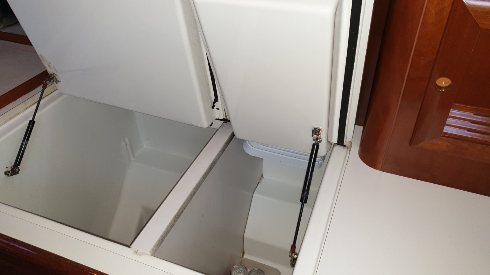 Photo #16 - Beneteau 50 (INTERMEZZO) in Nikiti - 61306
