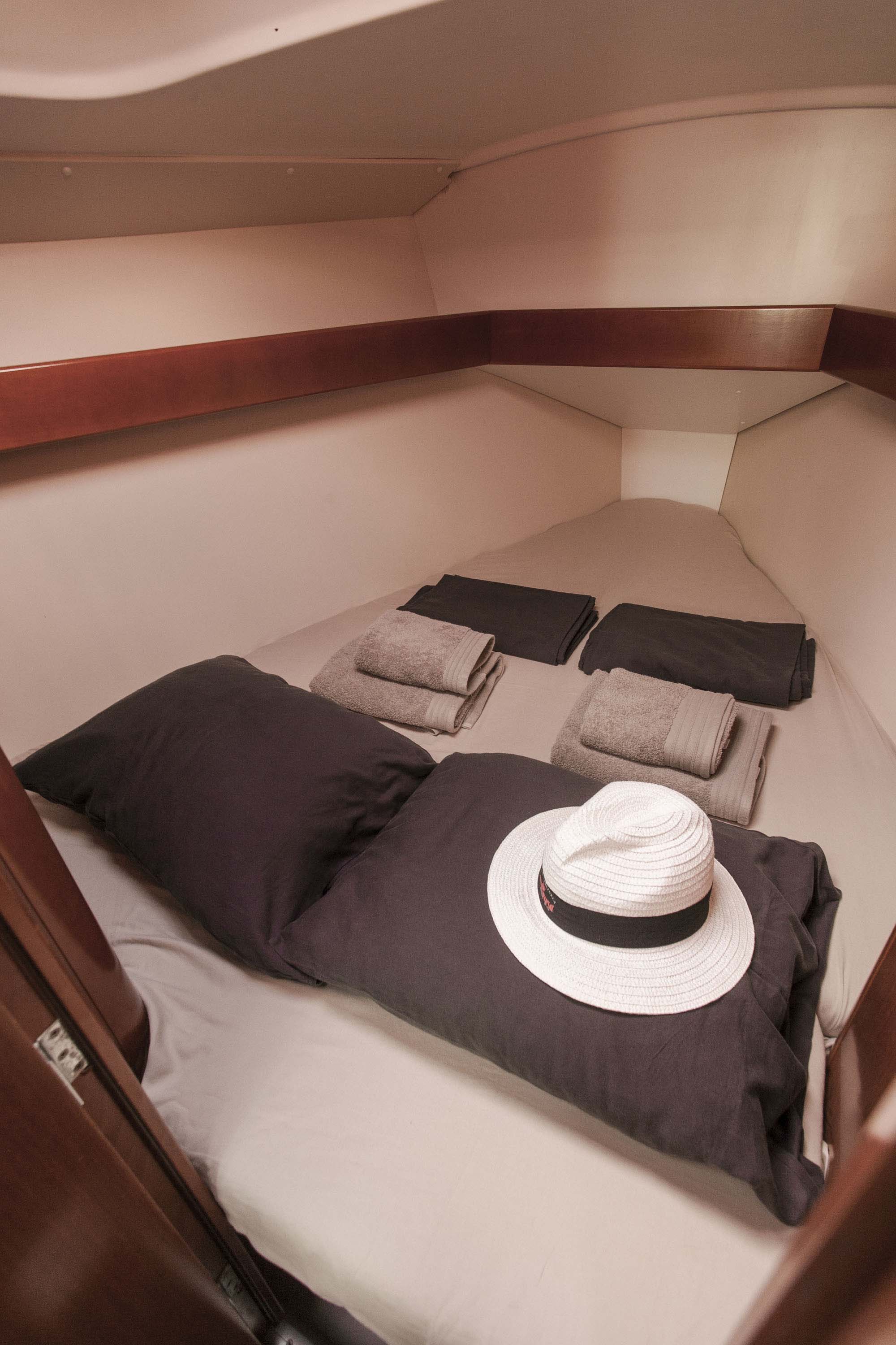 Photo #9 - Oceanis 31 (Moody Blues) en Lefkada - 4860