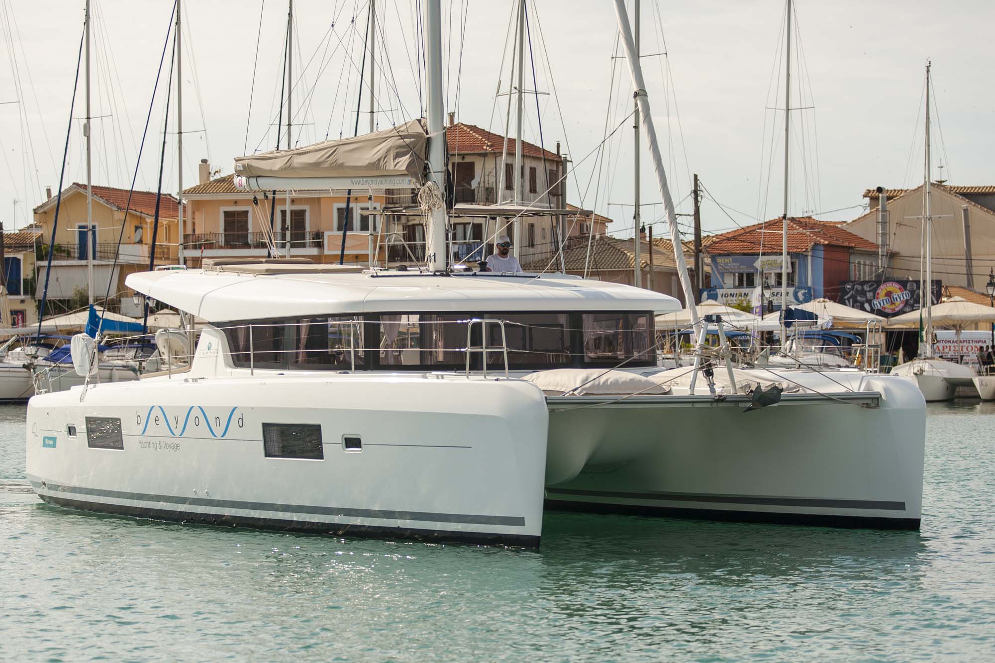 Photo #4 - Lagoon 42 (Nirvana) en Lefkada - 4867
