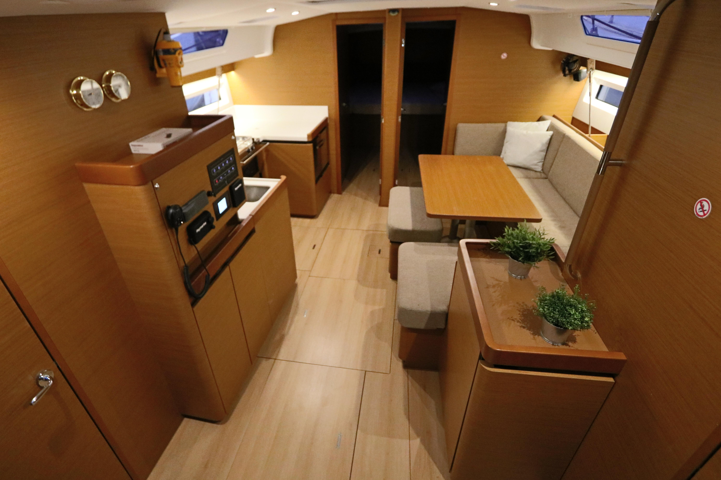 Photo #11 - Sun Odyssey 490 (Aqua Fun) in Lavrion - 17173