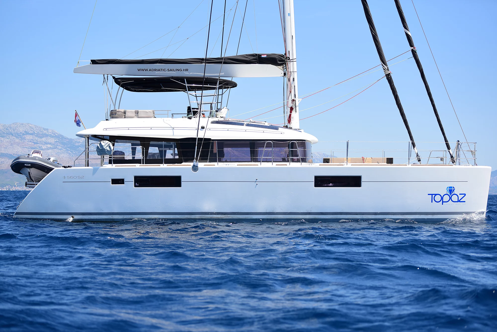 Lagoon 560 S2 (TOPAZ)  - 2