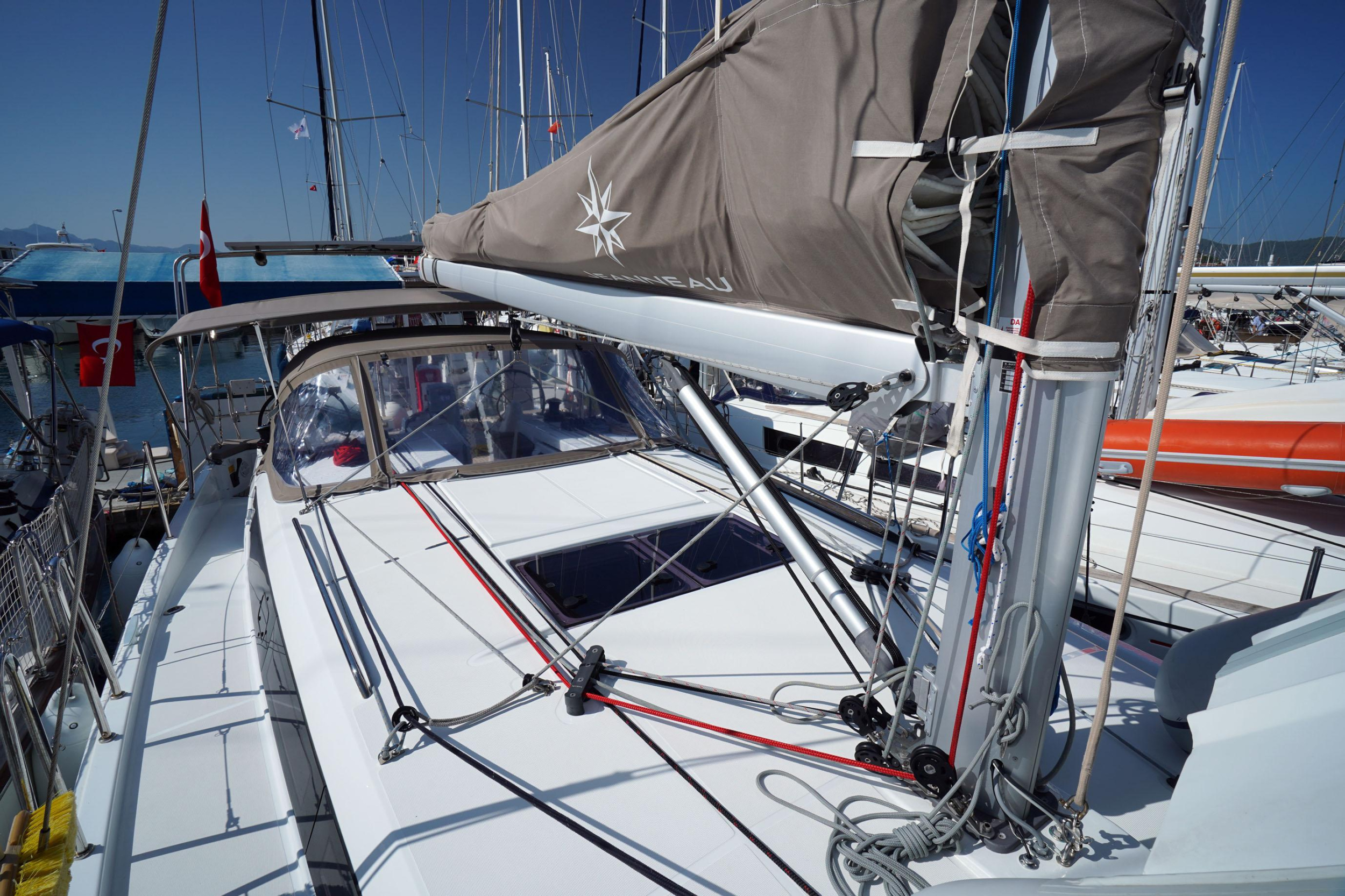 Photo #20 - Sun Odyssey 410 (Free Me) in Marmaris - 13146