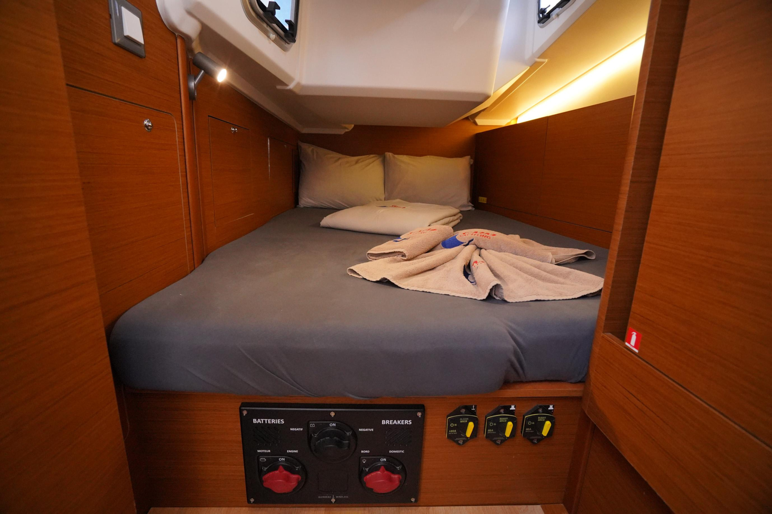 Photo #25 - Sun Odyssey 410 (Free Me) in Marmaris - 13146
