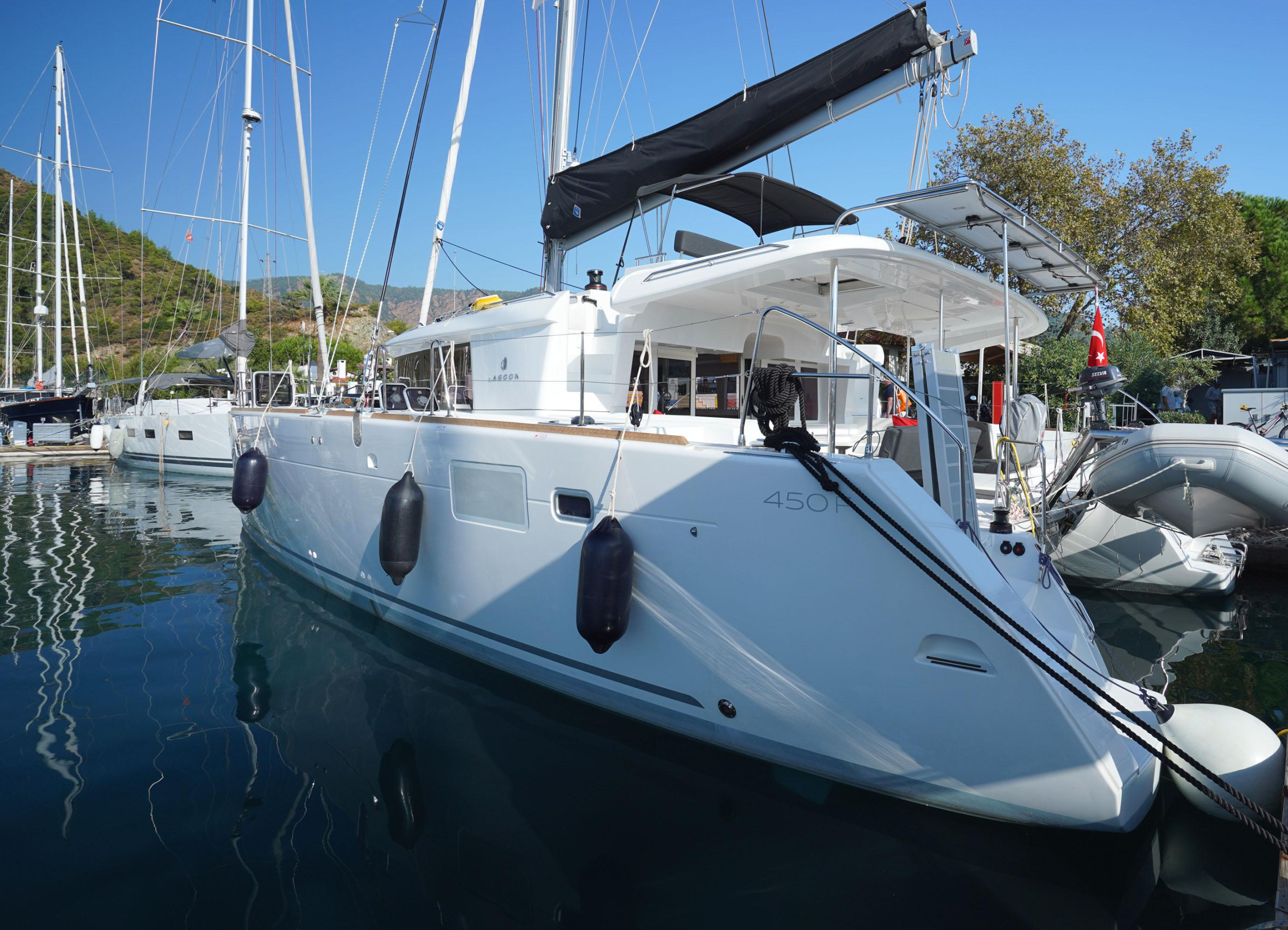Photo #8 - Lagoon 450F (Big Dream) in Marmaris - 12884
