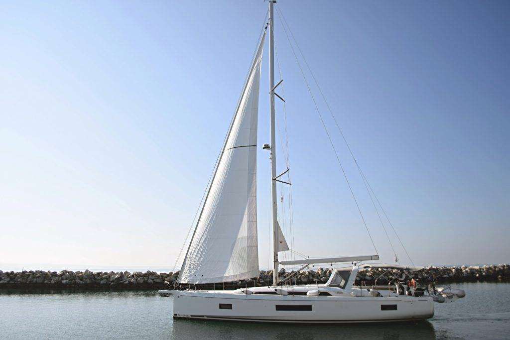 Photo #31 - Oceanis 51.1 (Psari) in Mykonos - 17557