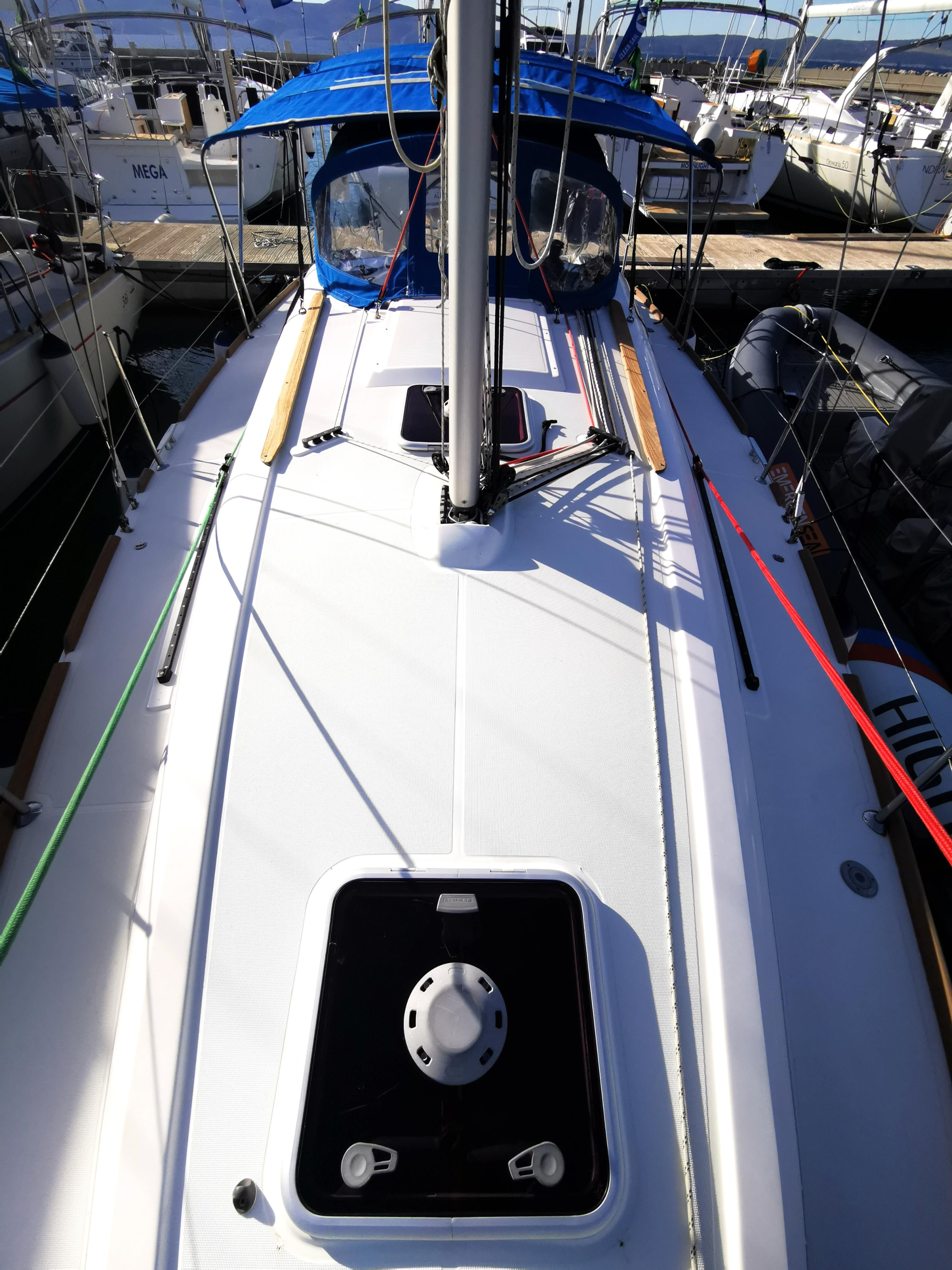 Photo #12 - Sun Odyssey 33i (Paola) in Novi Vinodolski - 9323