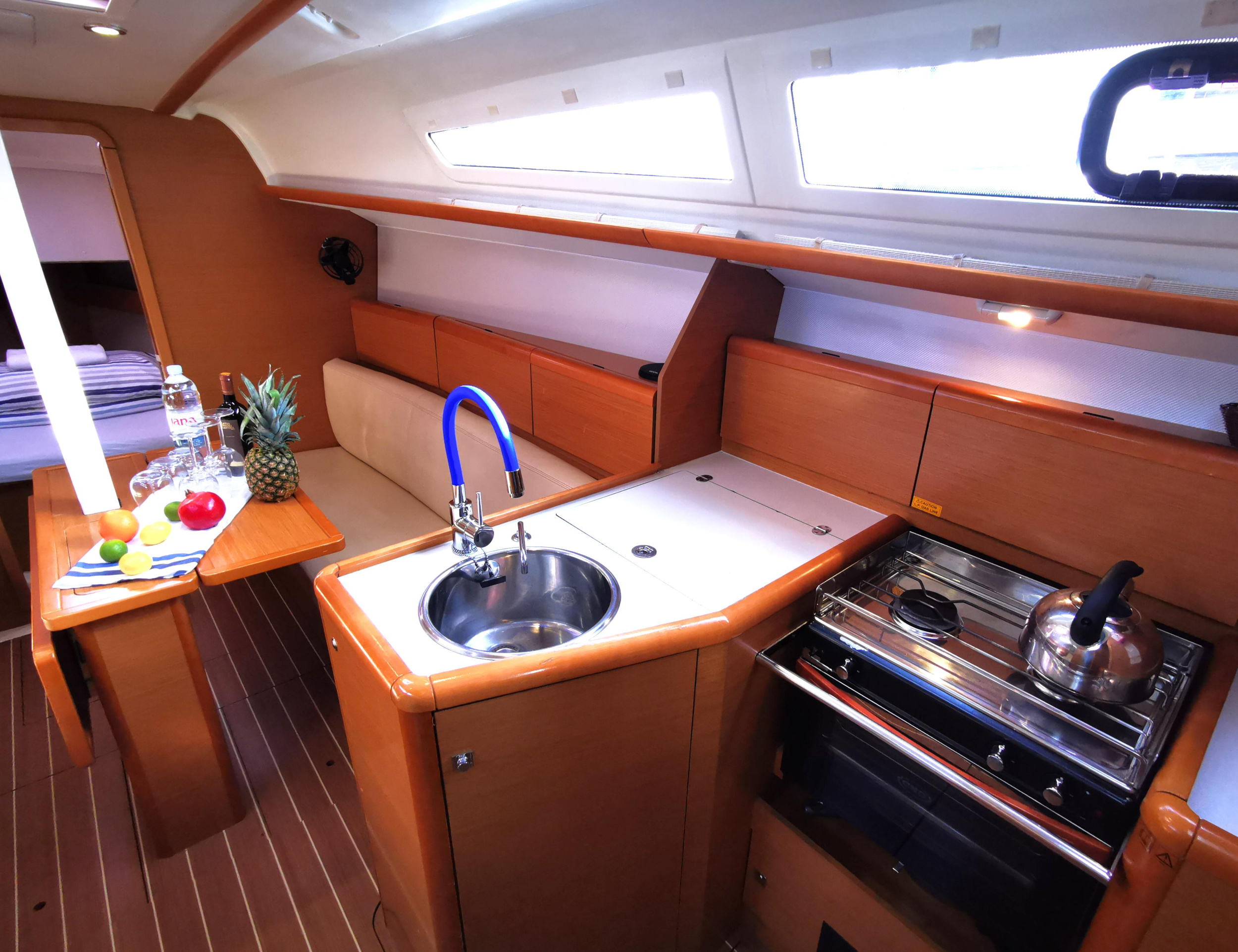 Photo #10 - Sun Odyssey 33i (Paola) in Novi Vinodolski - 9323