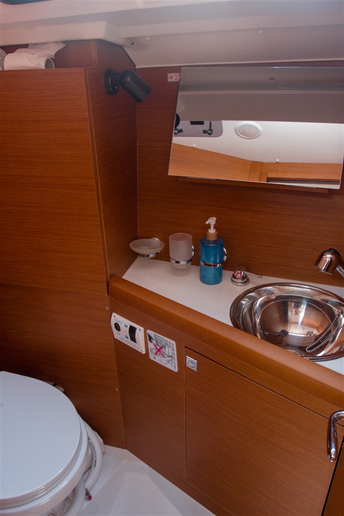 Photo #9 - Sun Odyssey 349 (Dimitra) en Volos - 16105