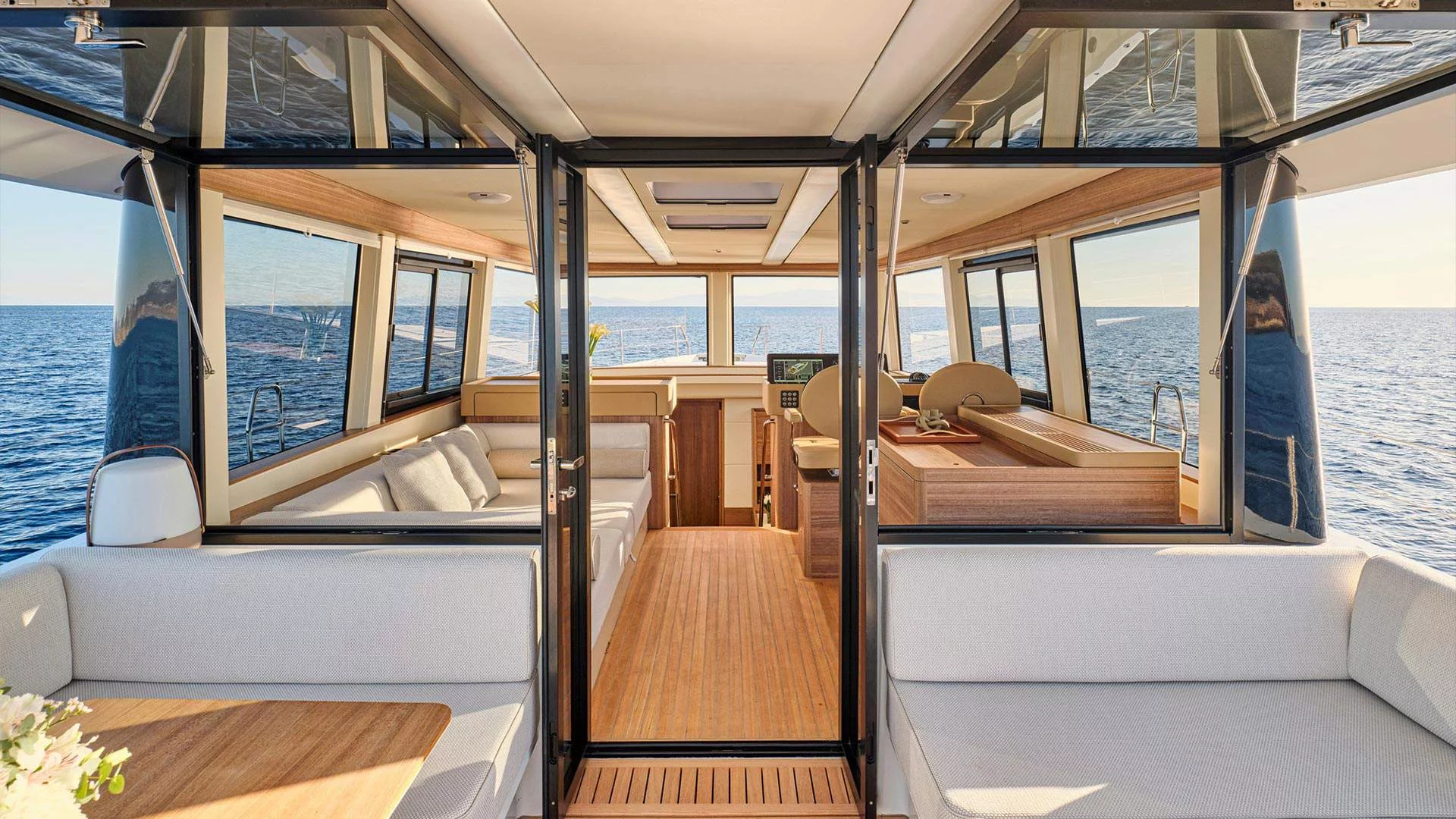 Omikron OT60 (O Yachts)  - 12