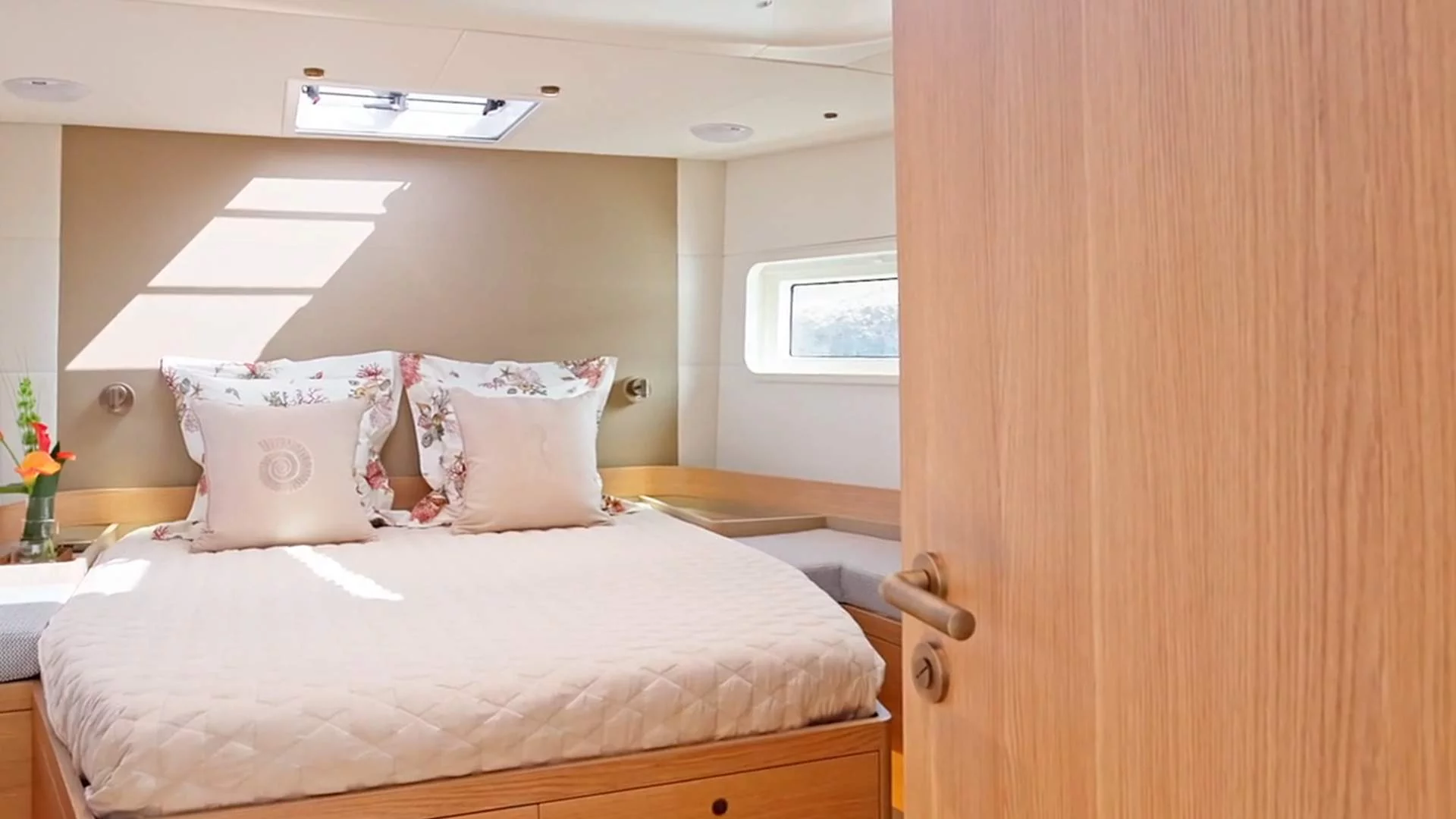 Omikron OT60 (O Yachts)  - 6