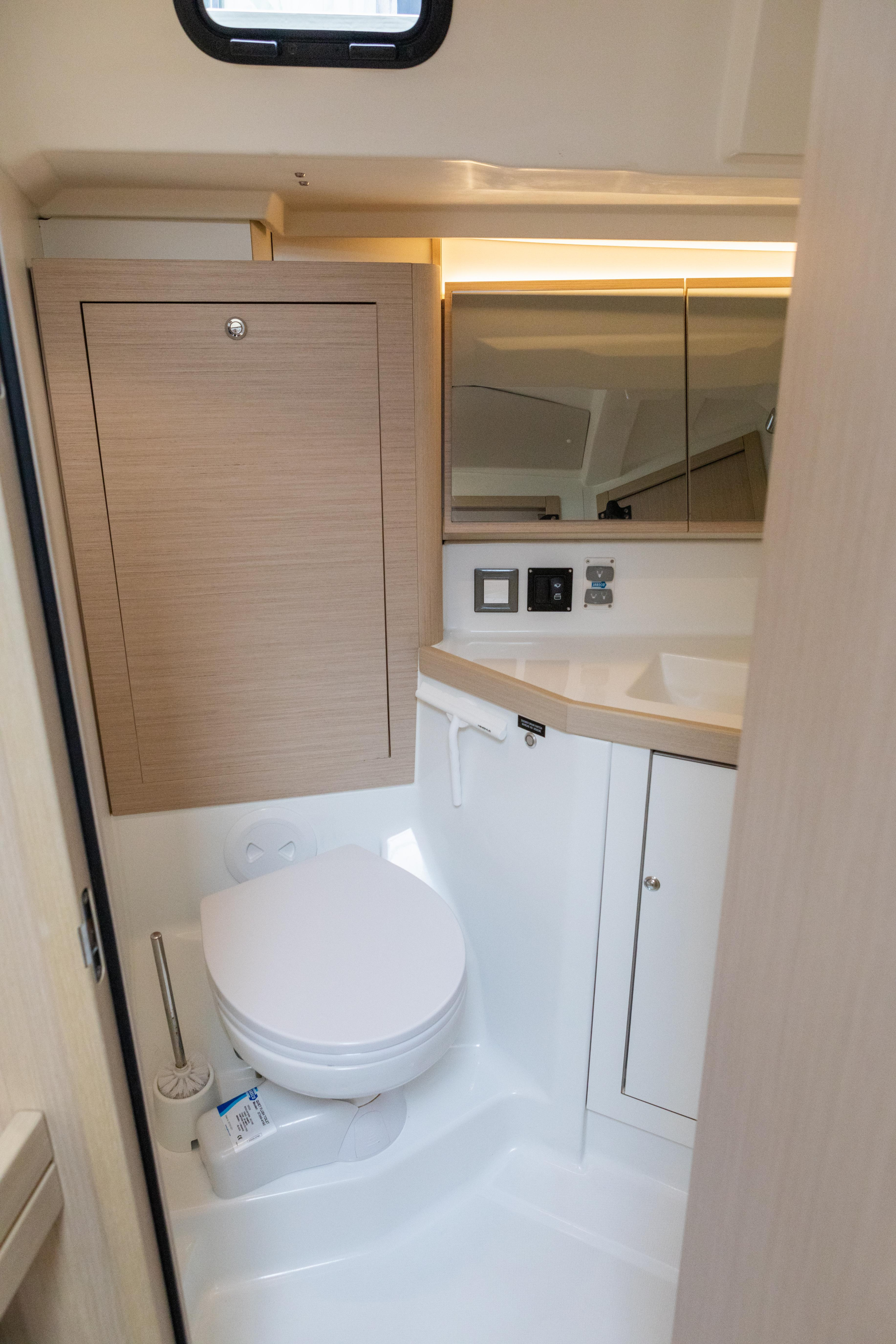 Photo #10 - Oceanis 46.1 (Giugioma) in Palermo - 11693