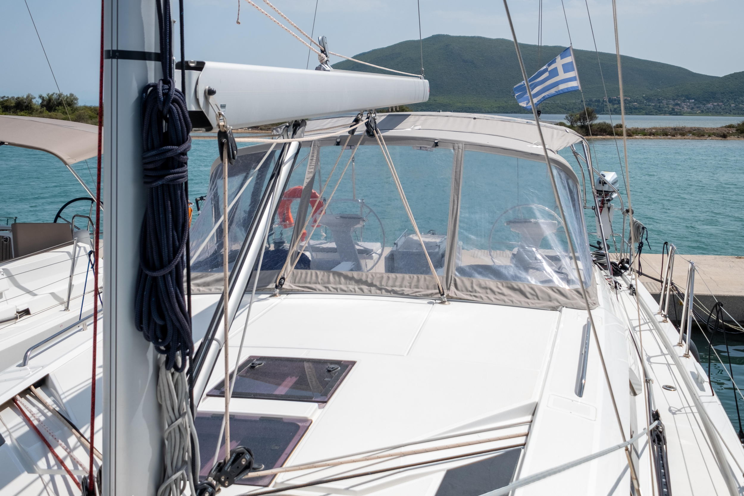 Photo #2 - Oceanis 46.1 (July) en Lefkada - 12443
