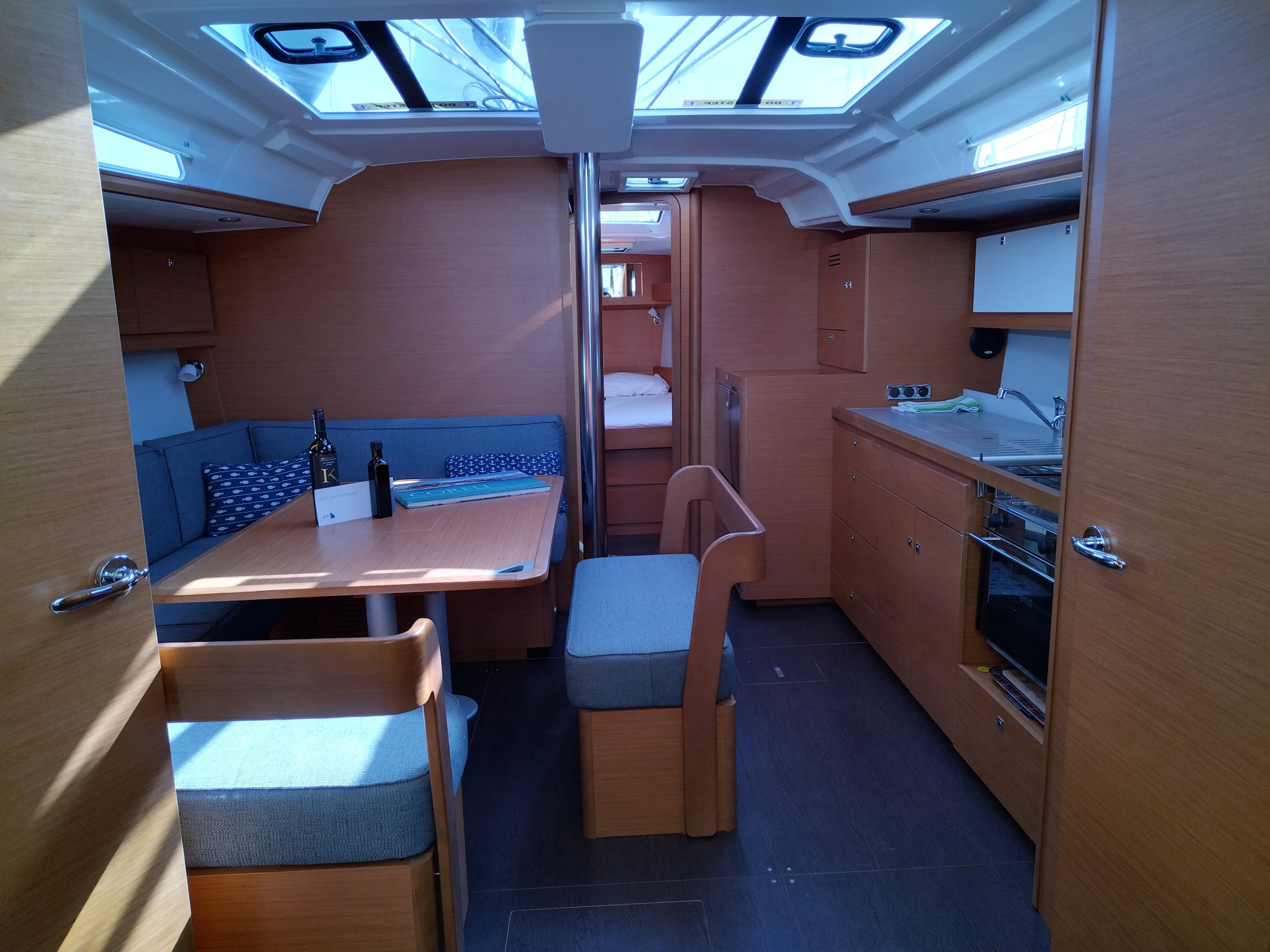 Photo #15 - Dufour 430 (Triumph) in Korfu - 14000
