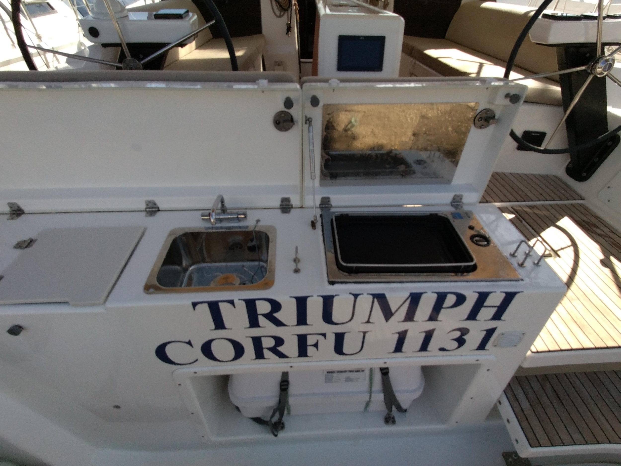 Photo #16 - Dufour 430 (Triumph) in Korfu - 14000