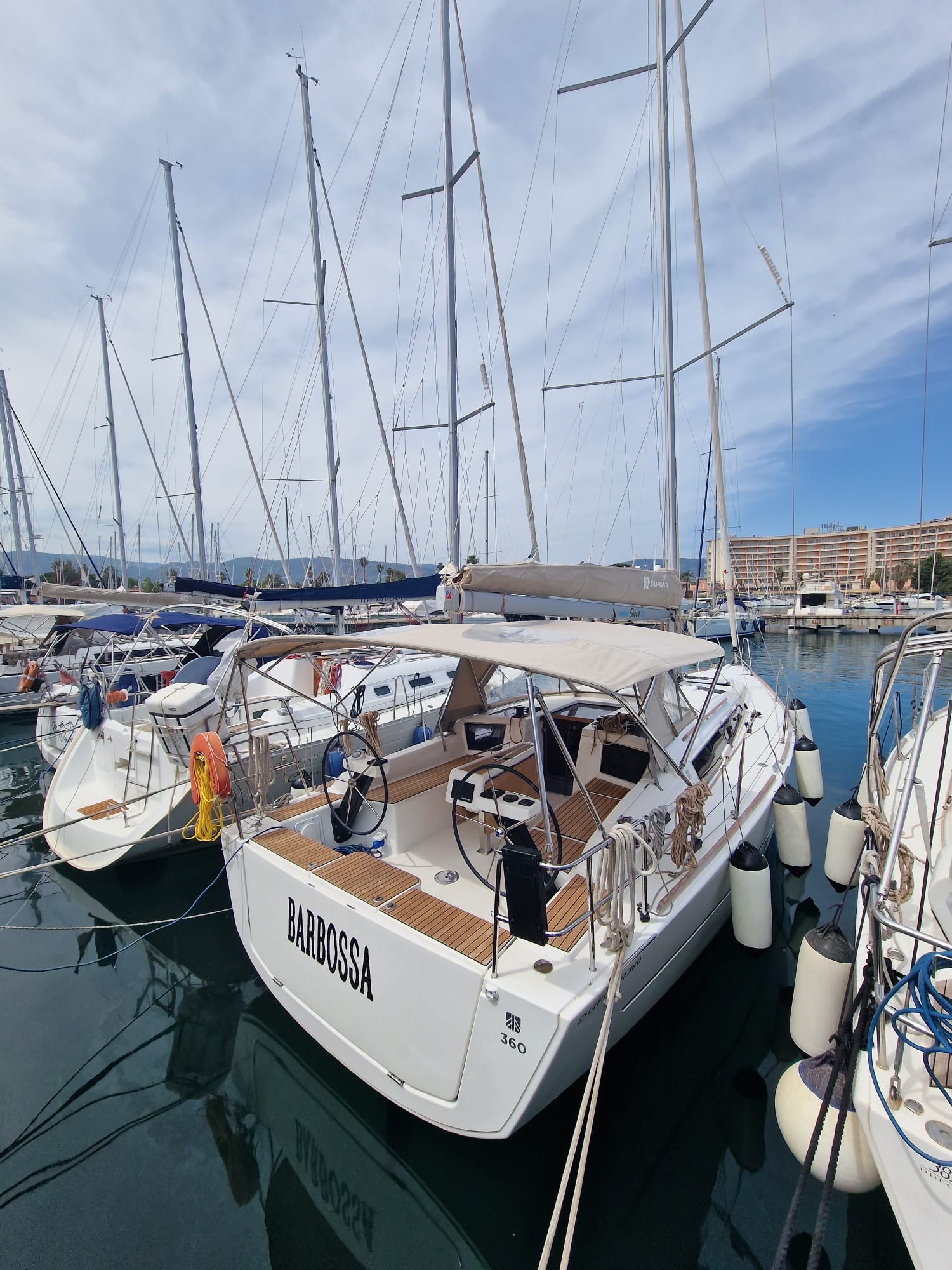 Photo #8 - Dufour 360 Grand Large (Barbossa) en Palermo - 14486