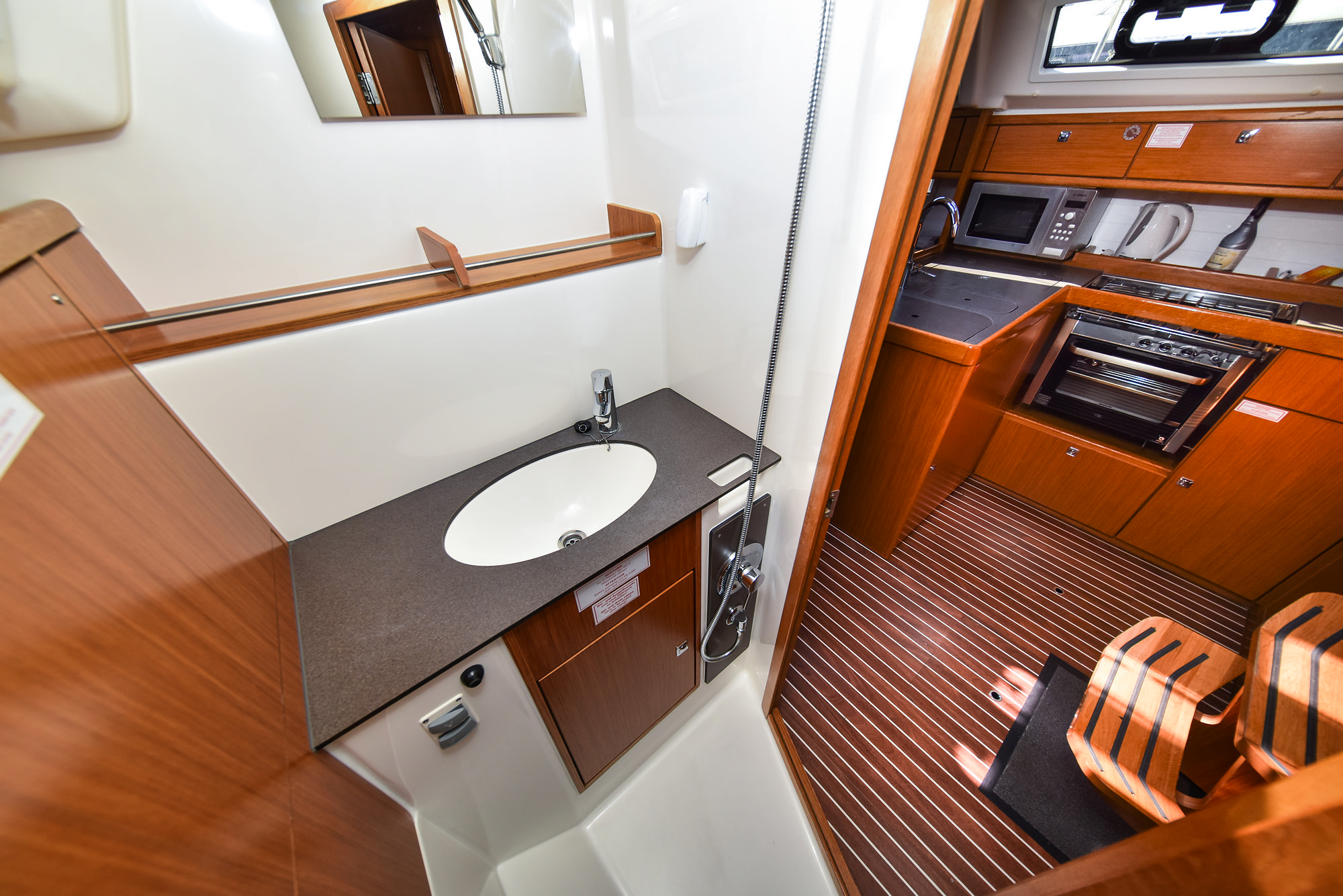Photo #27 - Bavaria 37 (Viviana) en Zadar - 16432
