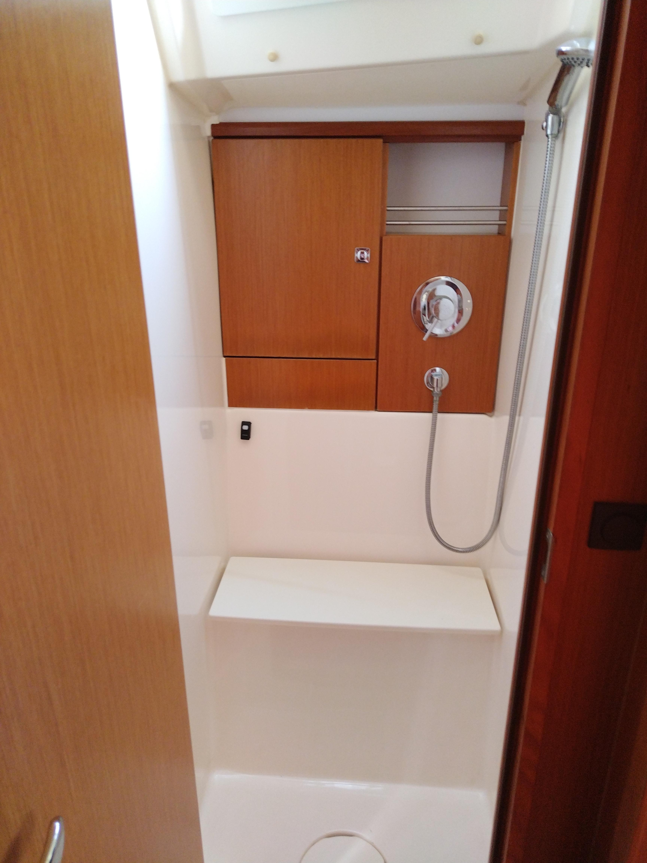 Photo #6 - Bavaria Cruiser 46 (Mojito) in Corfu - 15515