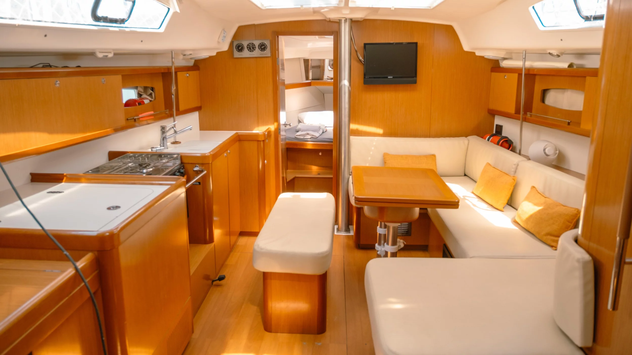 Oceanis 40 (Safir)  - 25