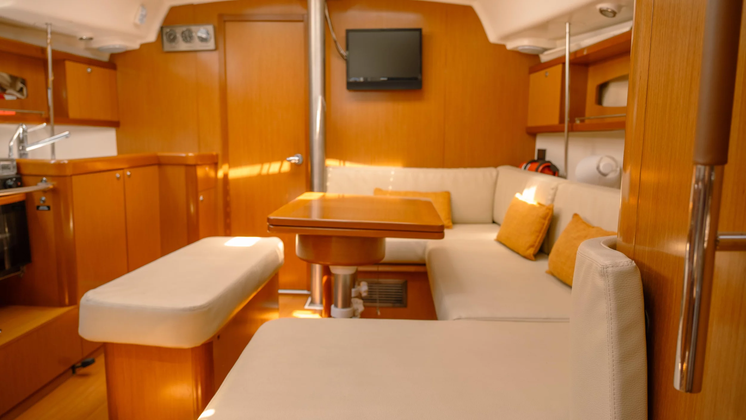 Oceanis 40 (Safir)  - 19
