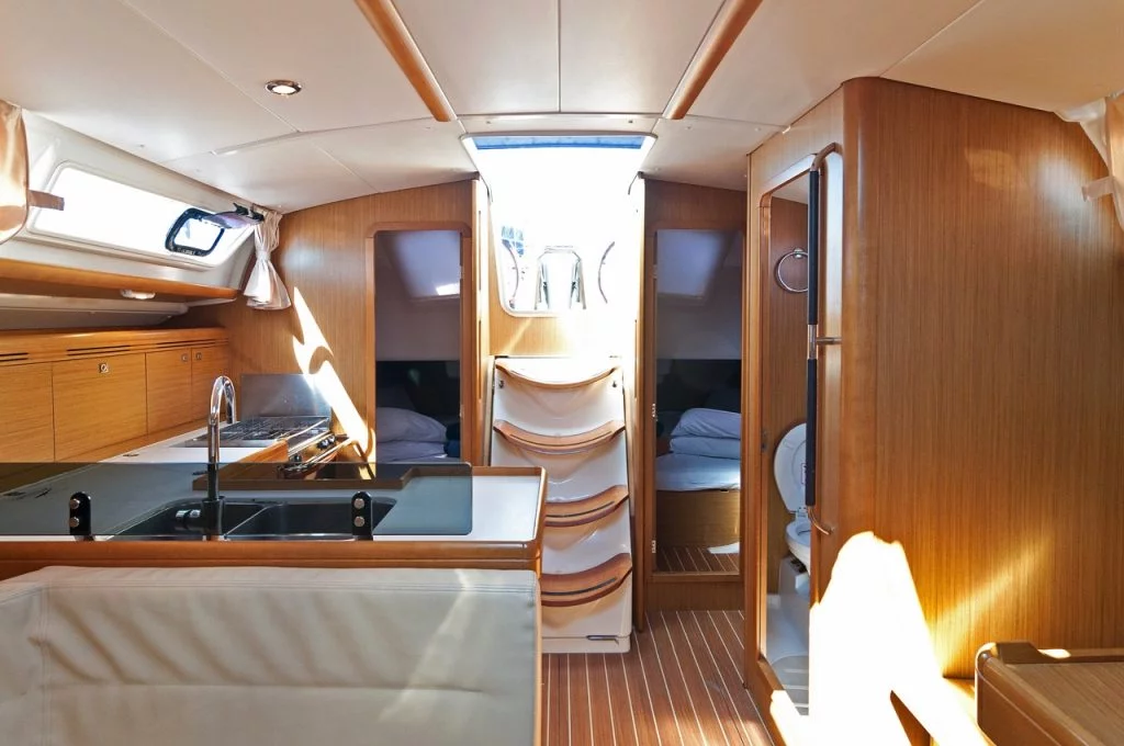 Sun Odyssey 39i (Bookie Too) Interior image - 31