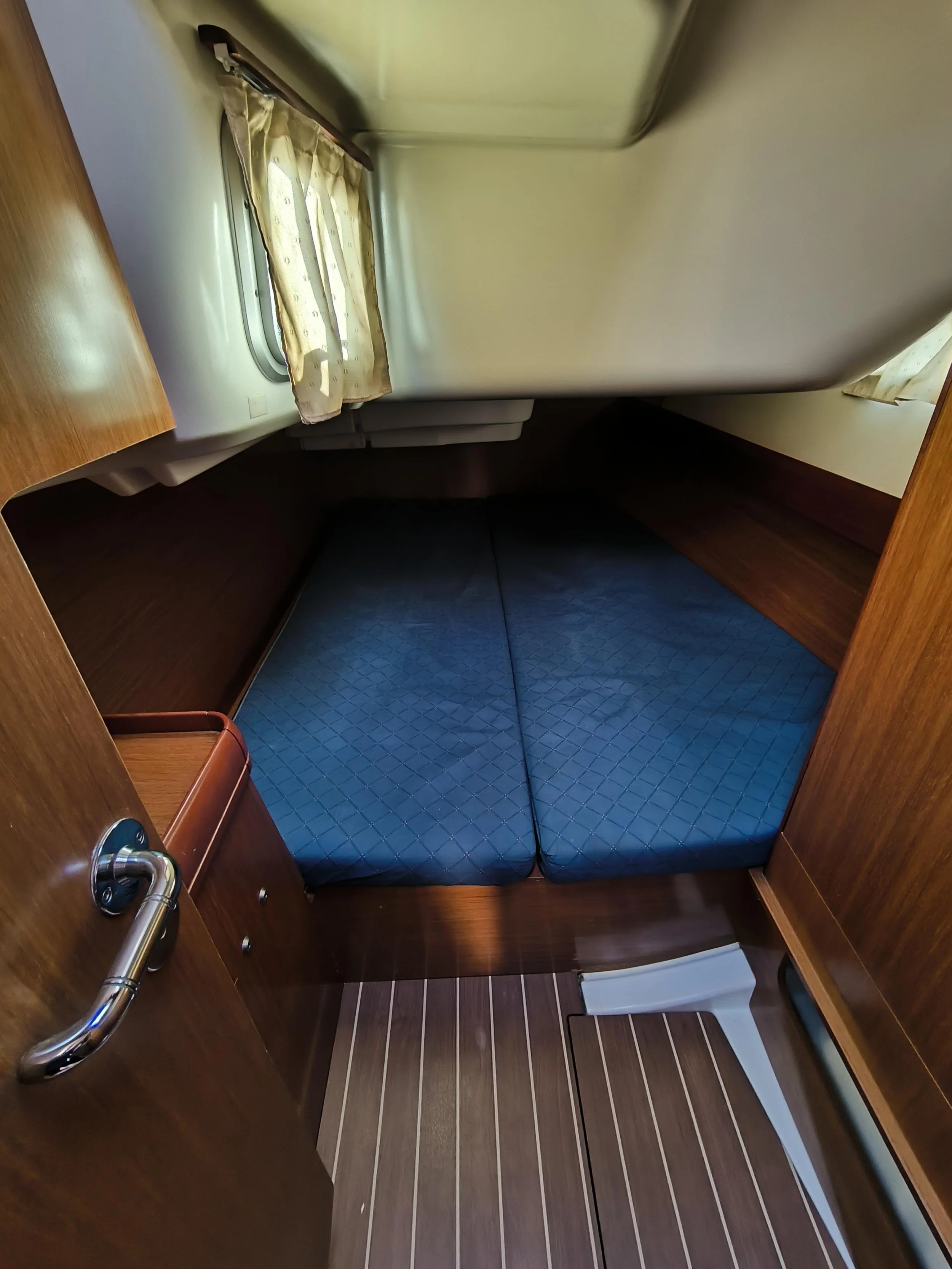 Sun Odyssey 39i (Bookie Too)  - 17