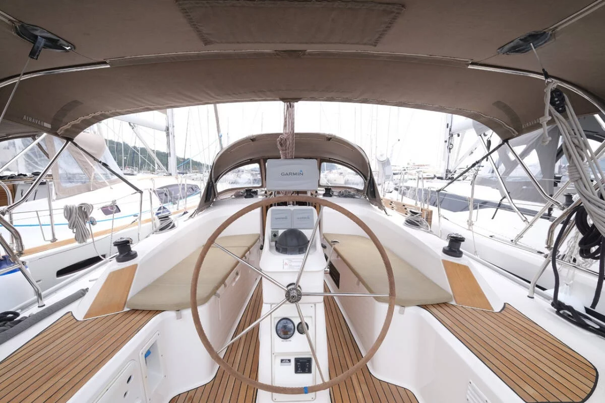 Bavaria 33 Cruiser (Nemo-1)  - 2
