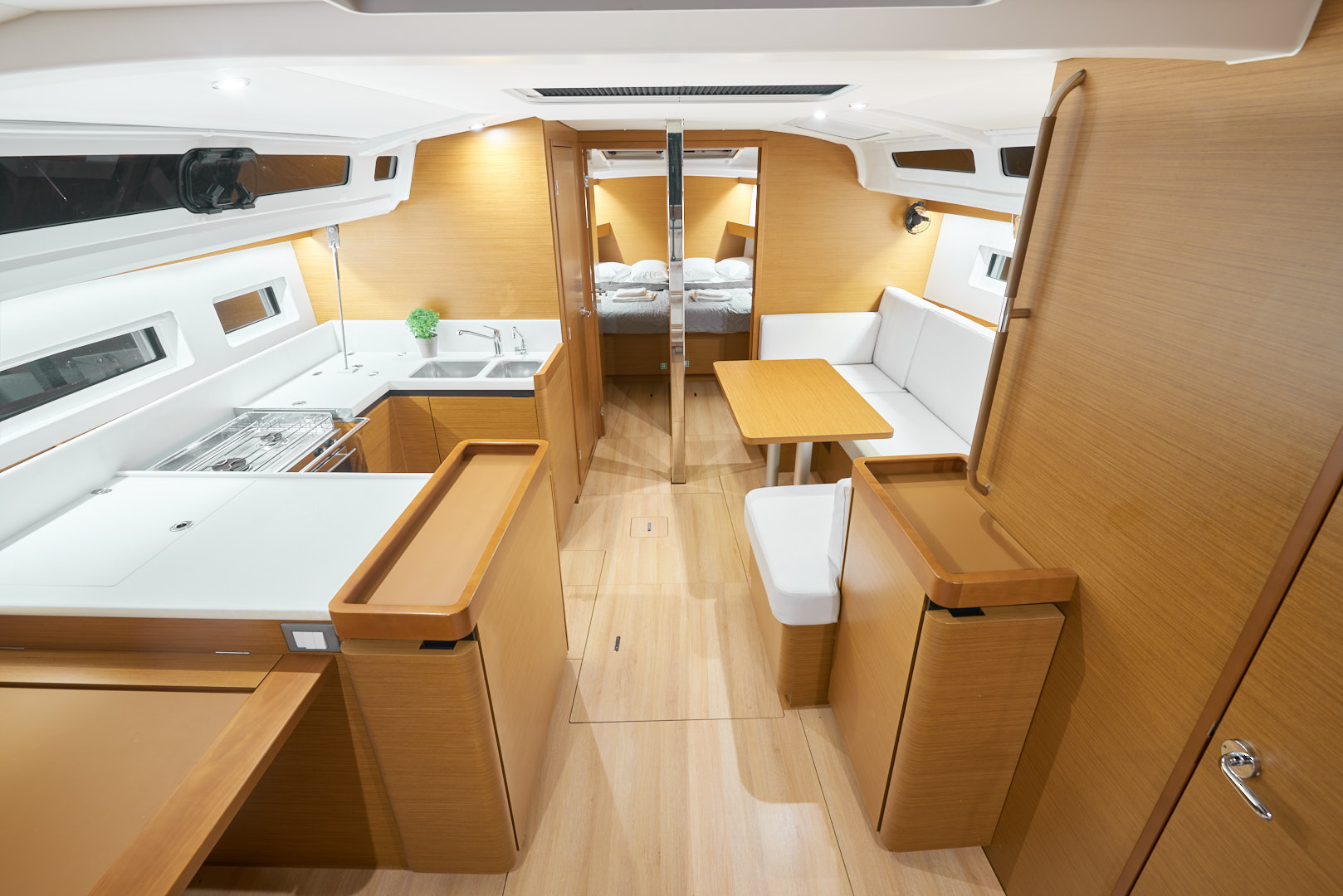 Photo #29 - Sun Odyssey 440 (Nymeria | Water-maker, Solar Panel, Teak Cockpit) en Atenas - 13069