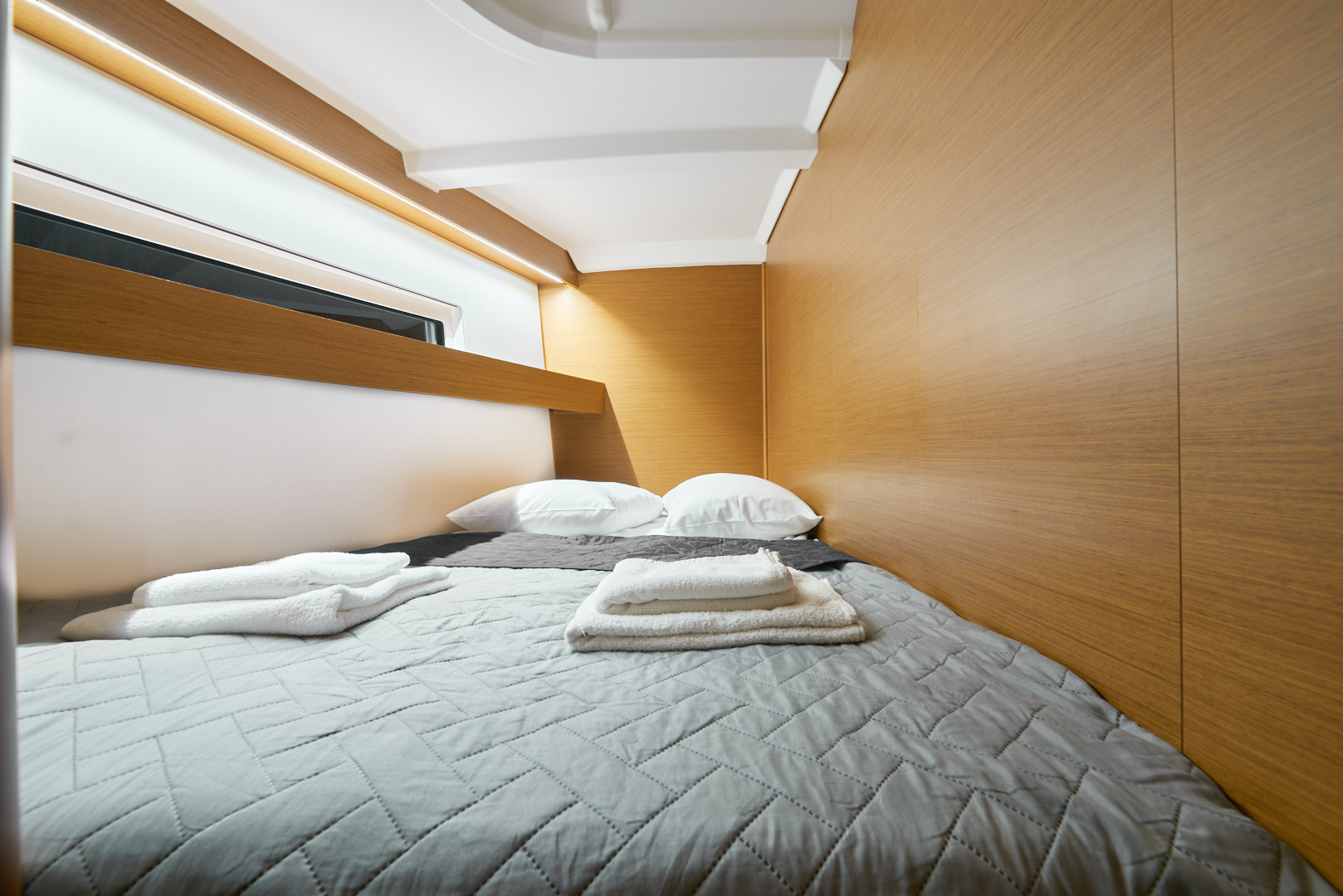 Photo #27 - Sun Odyssey 440 (Nymeria | Water-maker, Solar Panel, Teak Cockpit) en Atenas - 13069