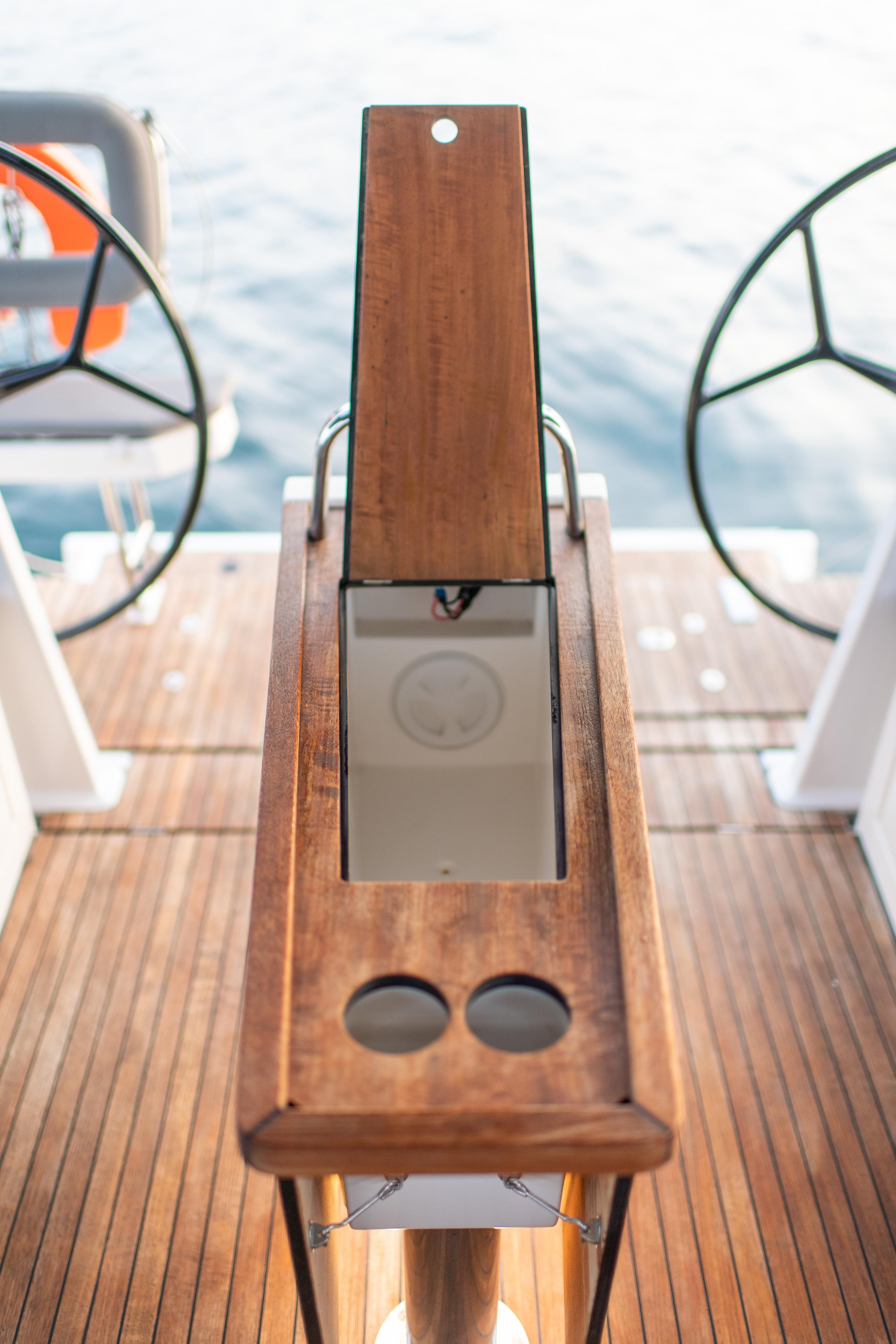 Photo #6 - Bavaria C42 (Karpouzi |, Bow Thruster, Full teak deck) in Preveza - 13468