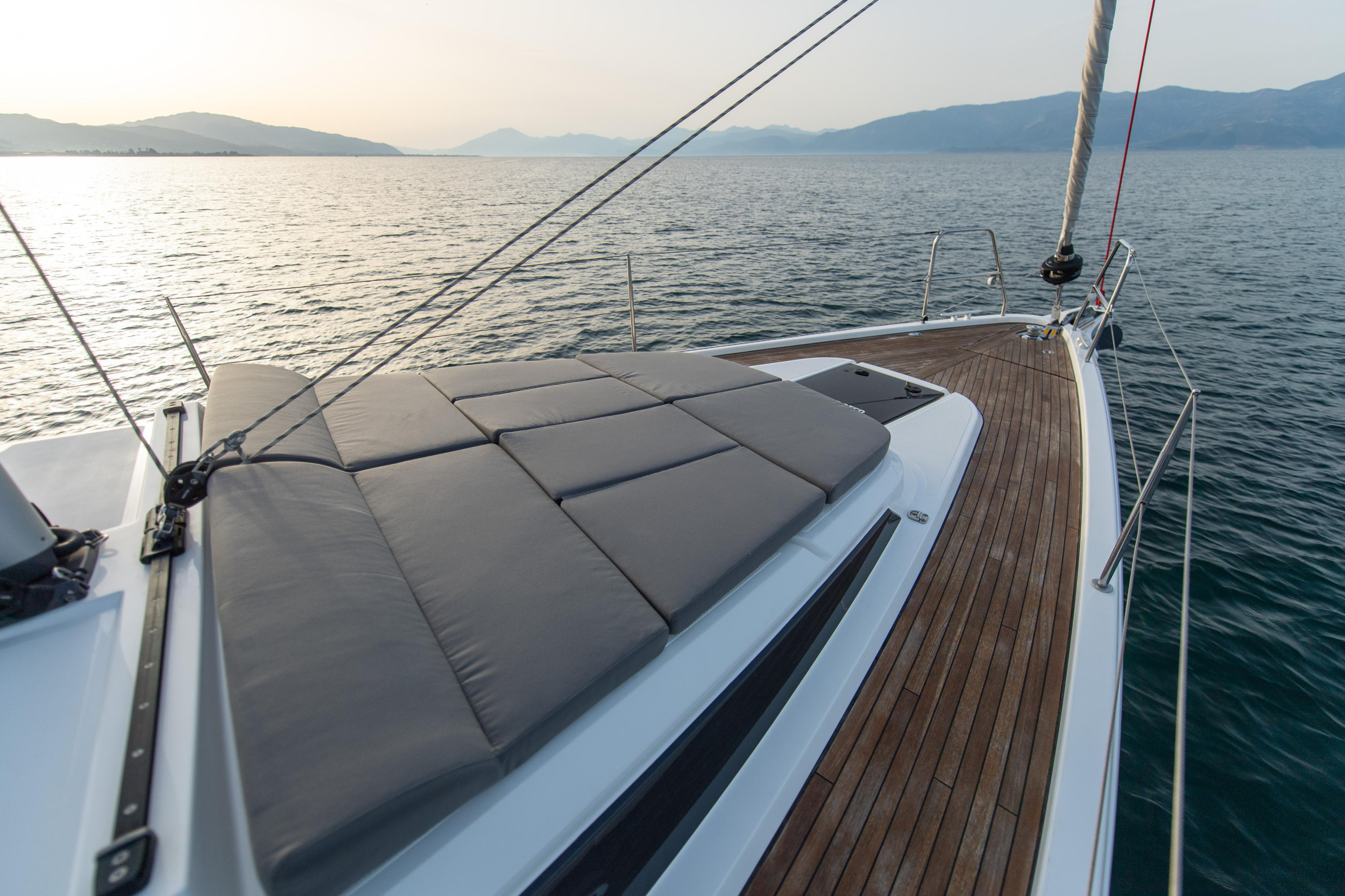 Photo #14 - Bavaria C42 (Karpouzi |, Bow Thruster, Full teak deck) in Preveza - 13468