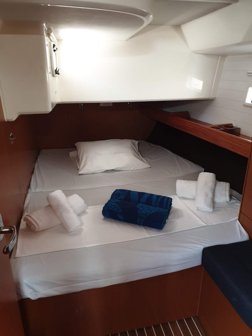 Photo #5 - Bavaria 46 Cruiser (Aelia) in Nea Peramos - 17734