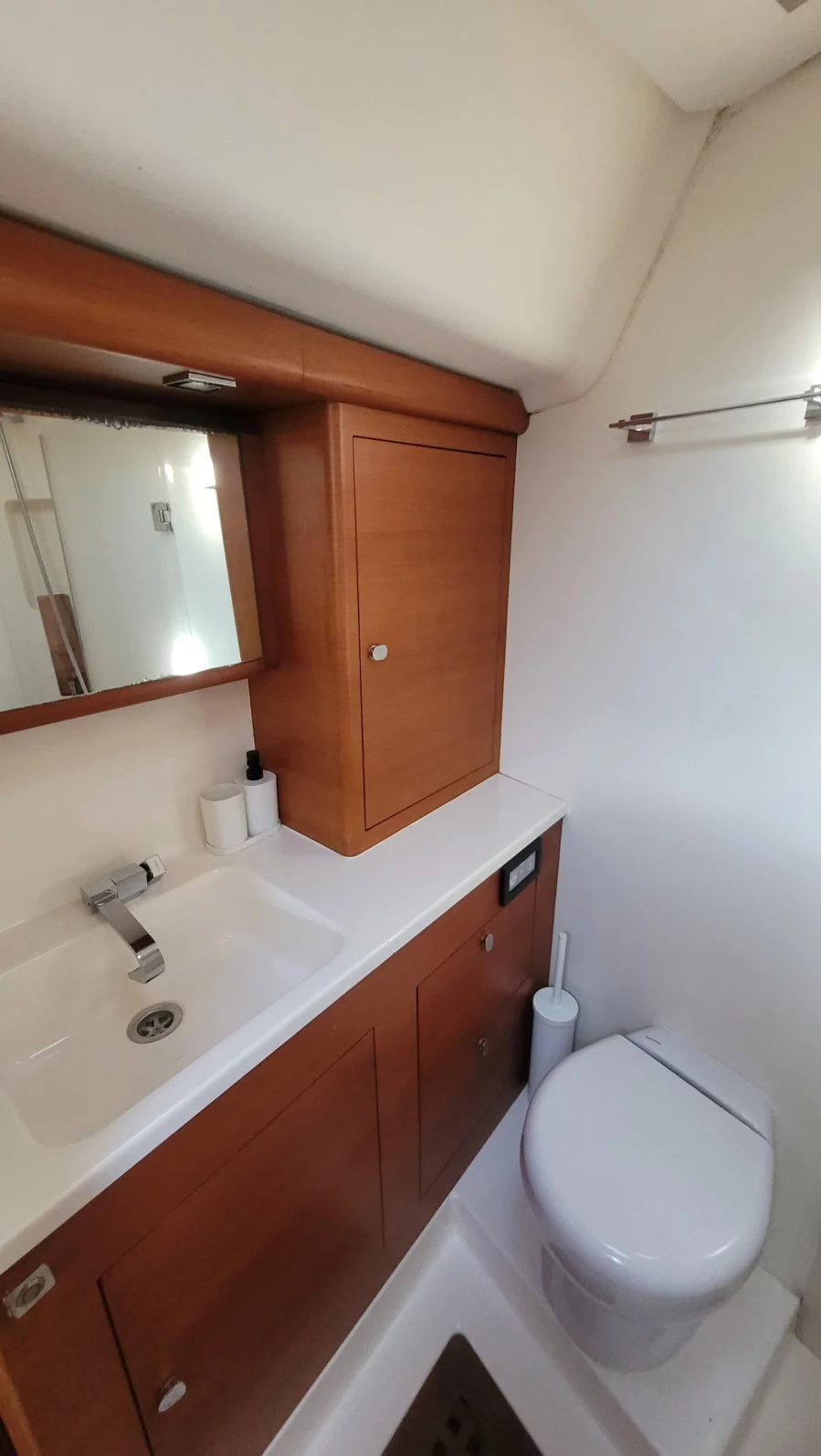 Italia Yachts 13.98 (Papillon)  - 6