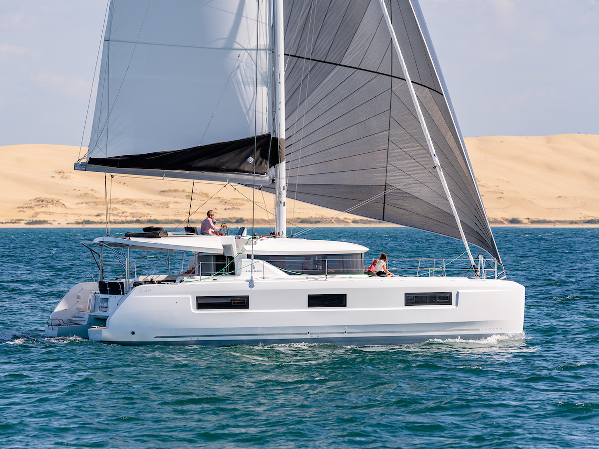 Photo #8 - Lagoon 46 OW (BYC PARATY) in Angra dos Reis - 17743