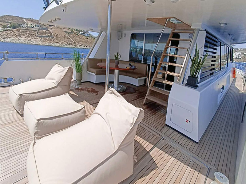 Photo #6 - Techomarin 95ft (Lady Mirto) en Mykonos - 17769