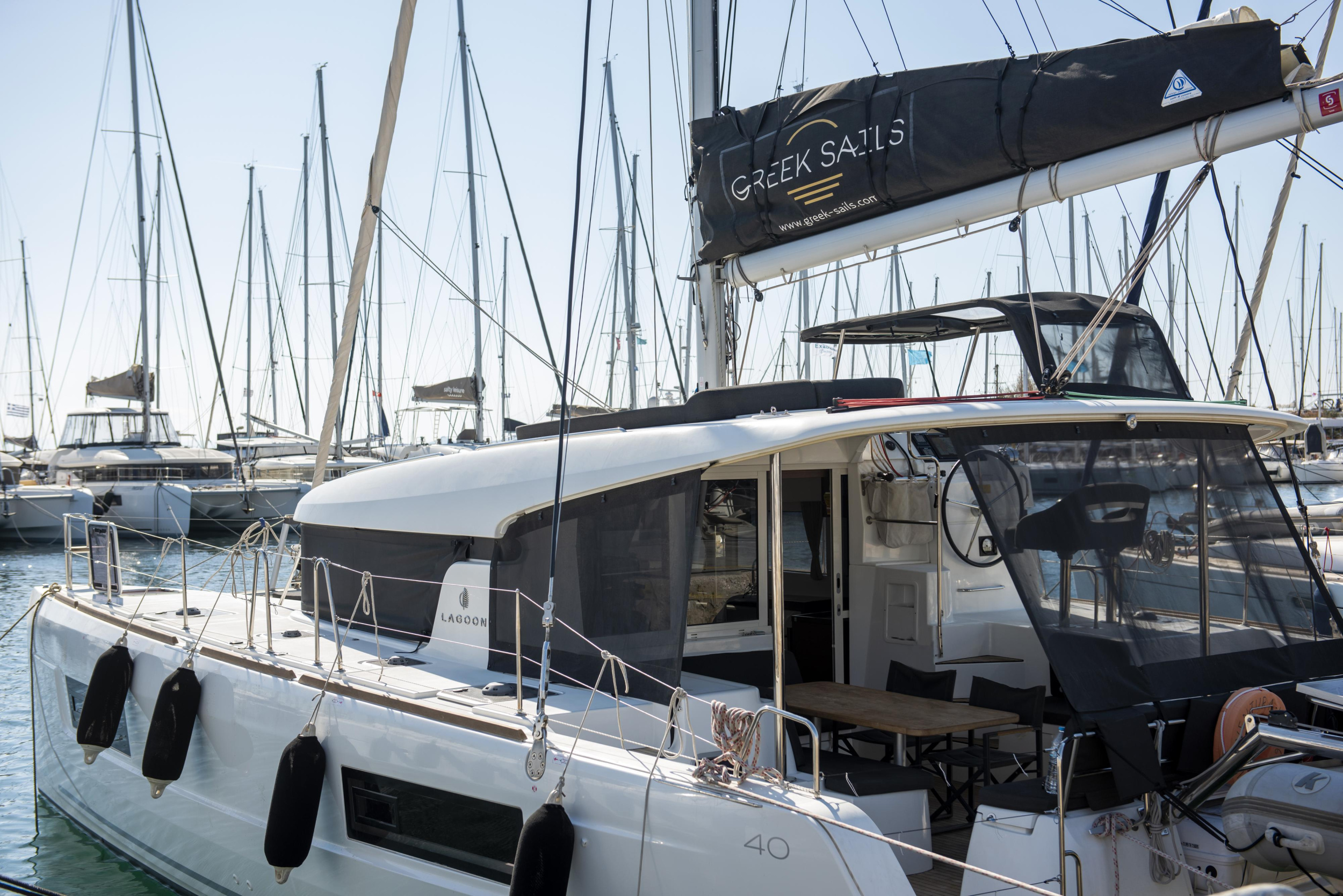 Photo #4 - Lagoon 40 (L'Avventura) en Athènes - 22748