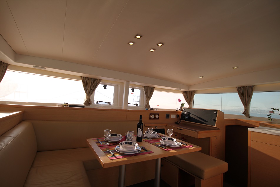Photo #5 - Lagoon 400 S2 (Sailing Blue 4 - Refit 2021) in Athen - 8651