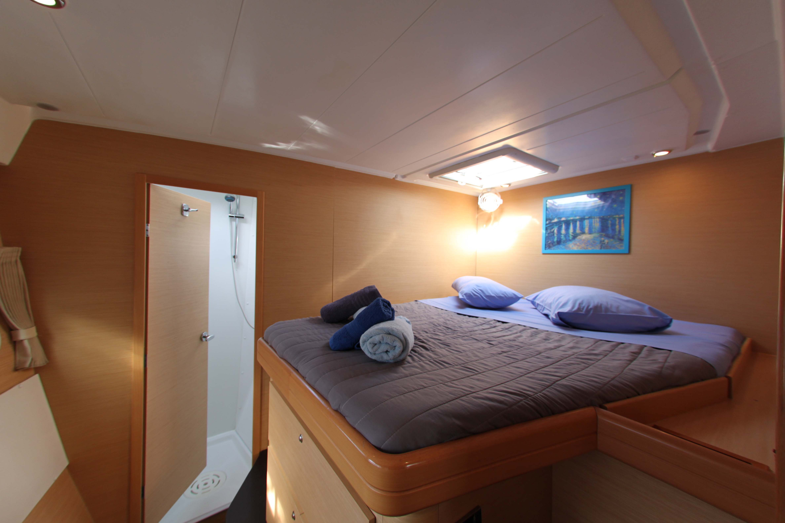 Photo #7 - Lagoon 420 (Fantasy - ( - - Refit 2021)) in Athen - 13673