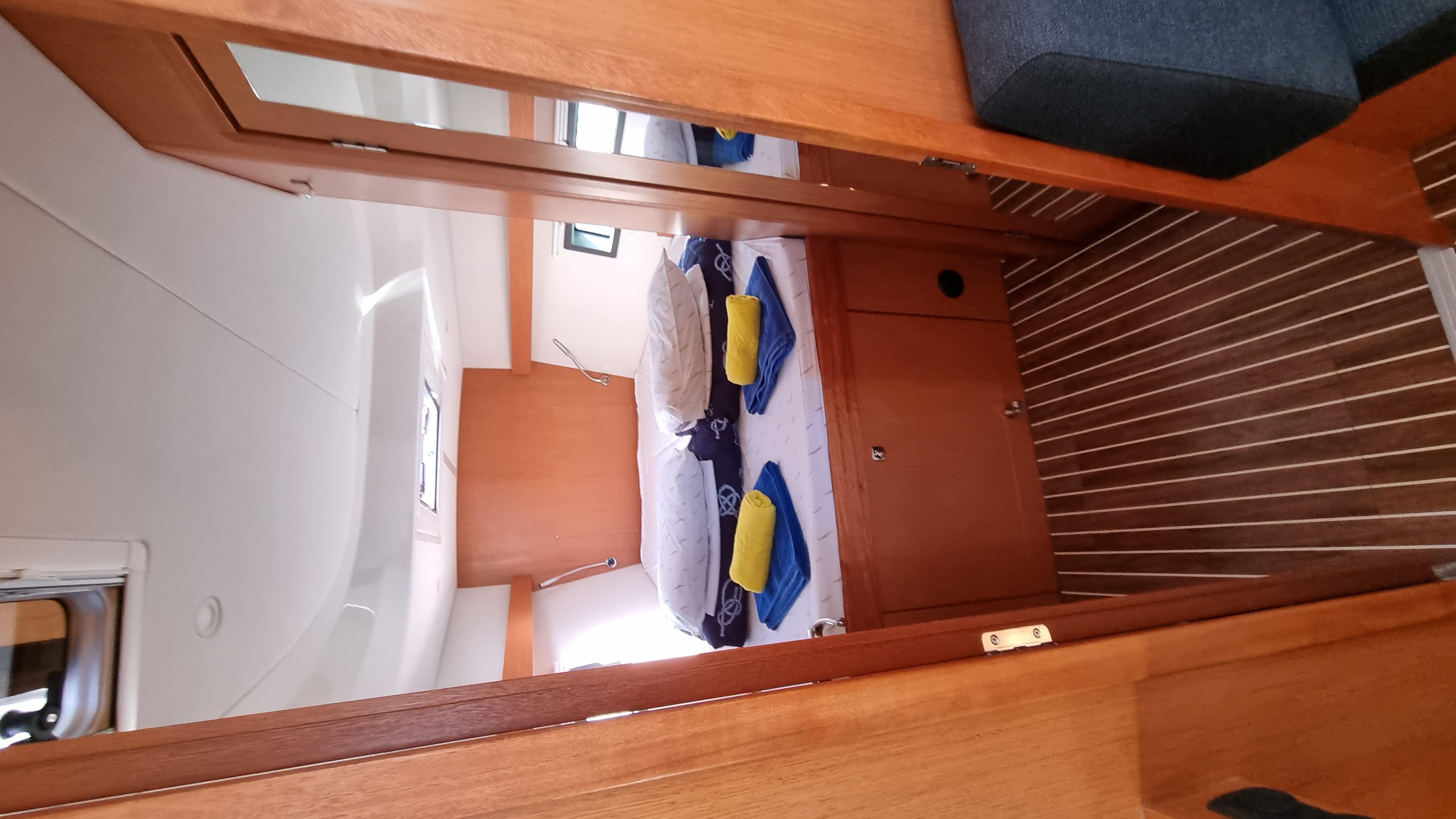 Photo #17 - Bavaria C42 (Quick Point) in Trogir - 15624