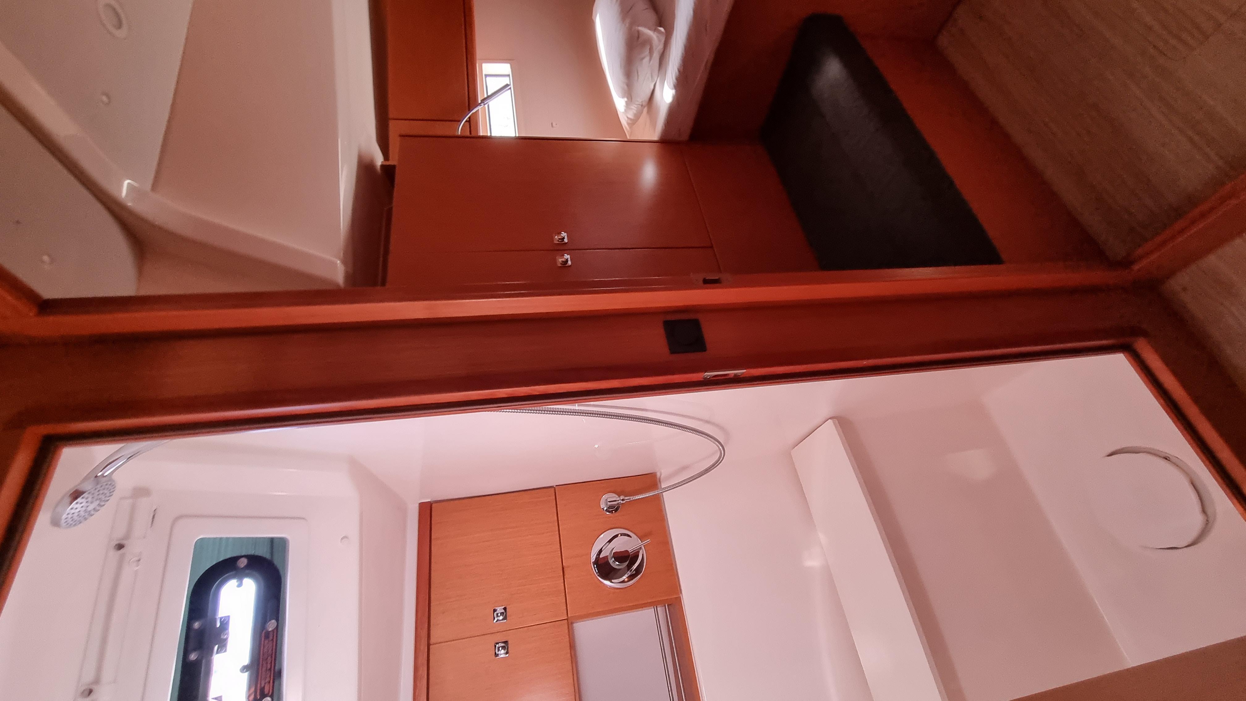 Photo #20 - Bavaria Cruiser 46 (Spring Dolphin) en Trogir - 15381