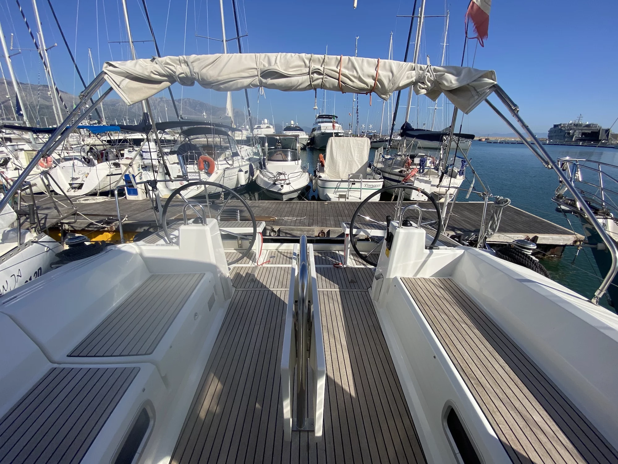 Oceanis 38.1 (Lampo)  - 15