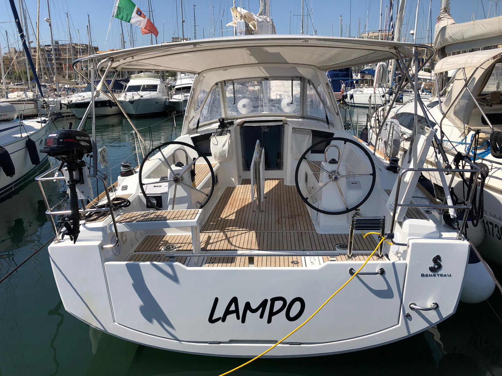 Photo #12 - Oceanis 38.1 (Lampo) in La Spezia - 19570