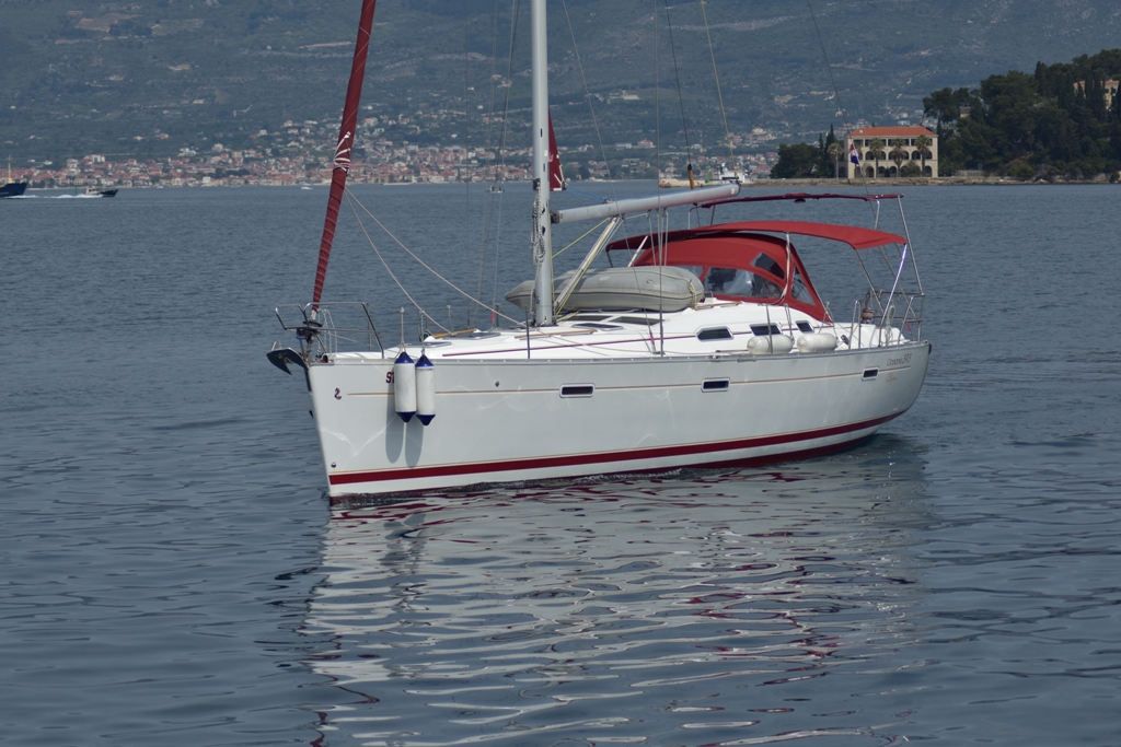 Photo #19 - Oceanis 393 Clipper (Škuribanda (refitted 2023)) en Split - 10906