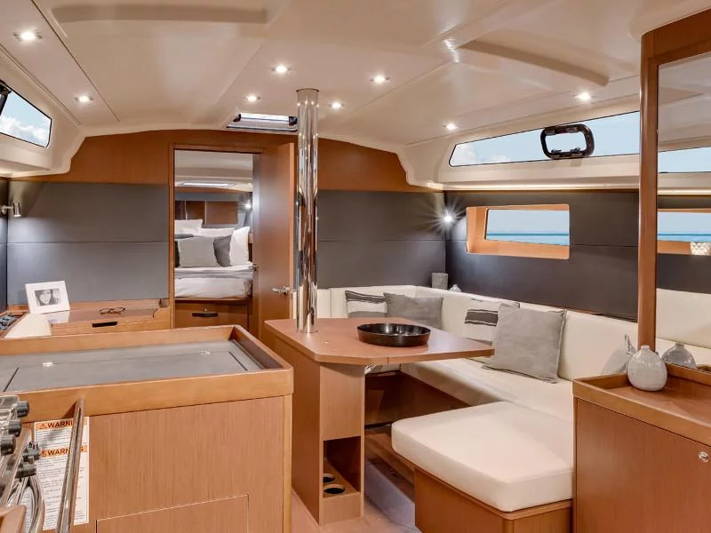 Oceanis 41.1 (Illusion) Interior image - 2
